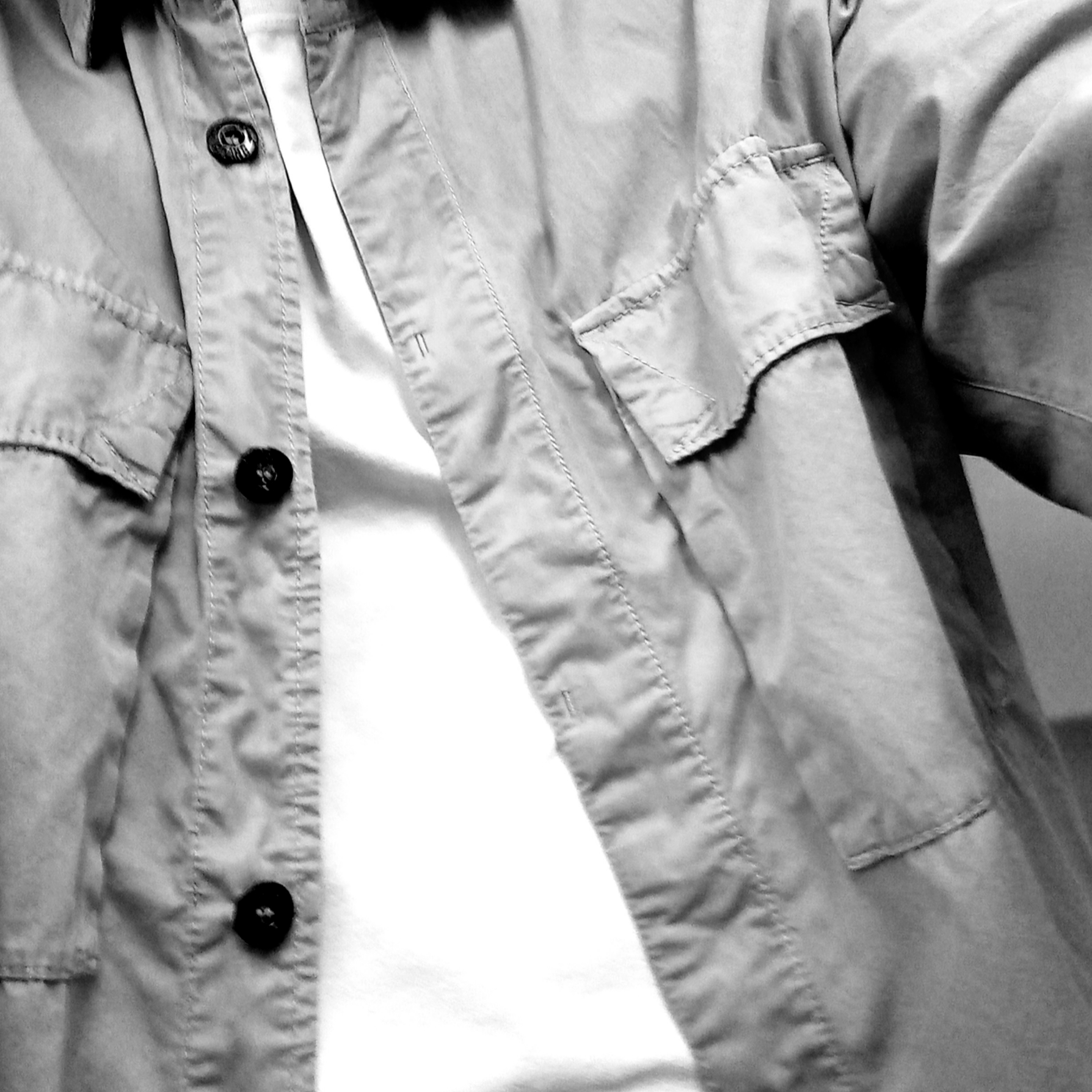 Stone Island 115WN Old Treatment Overshirt Dove Grey - 23SS 착용 스타일 - 5