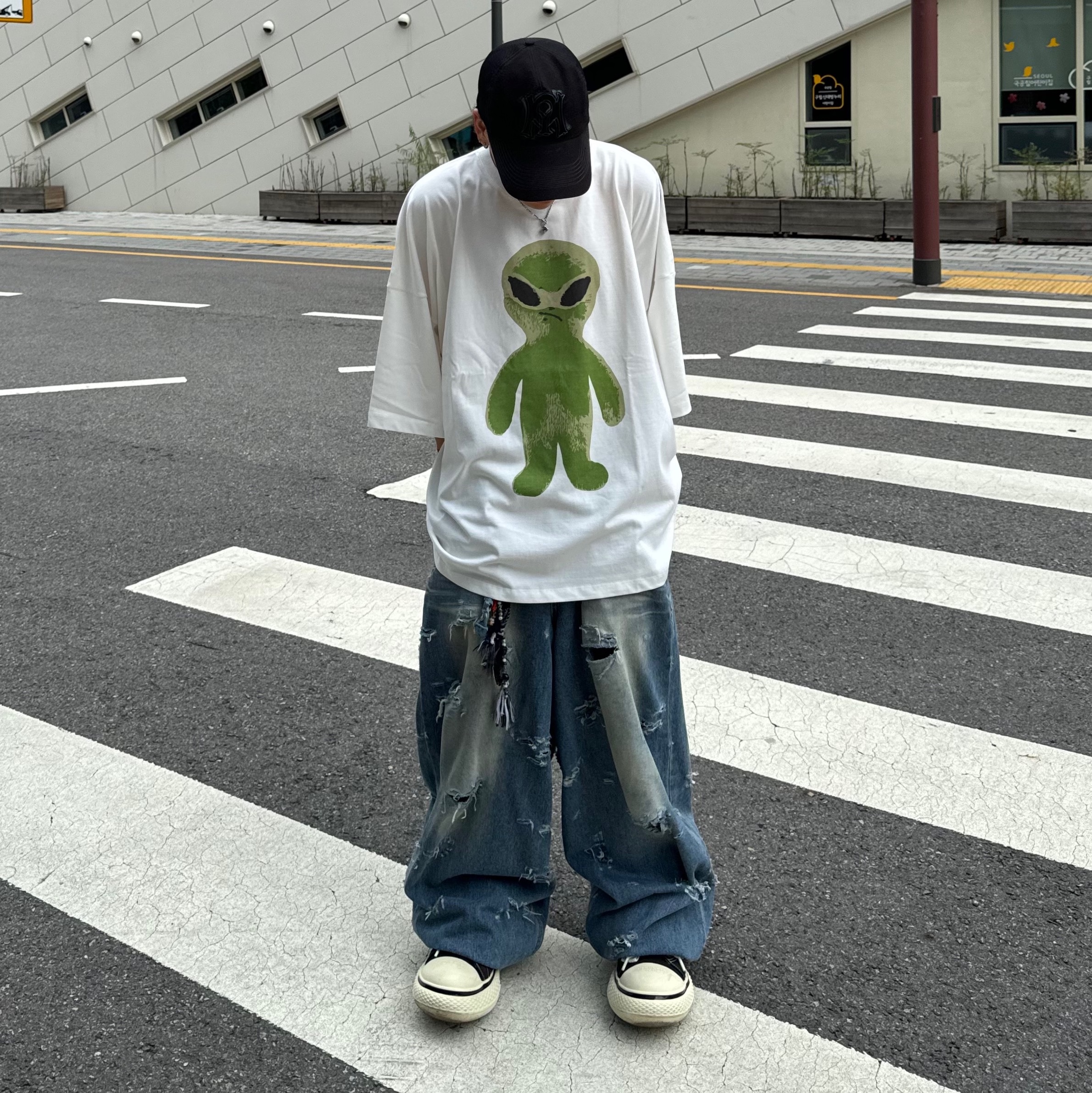 Scudo Vintage Cube Drop Necklace 착용 스타일 - 1