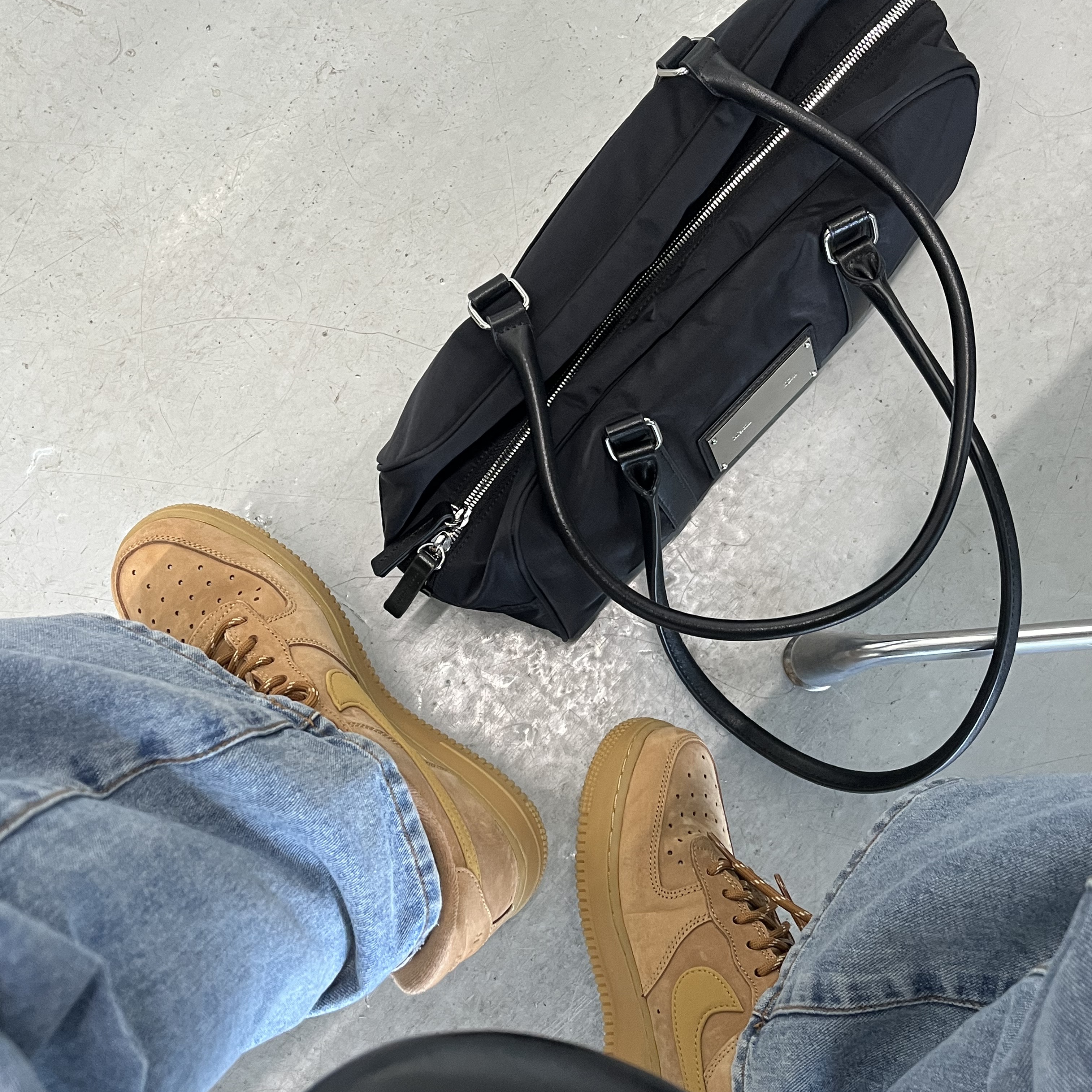 Nike Air Force 1 '07 WB Flax 착용 스타일