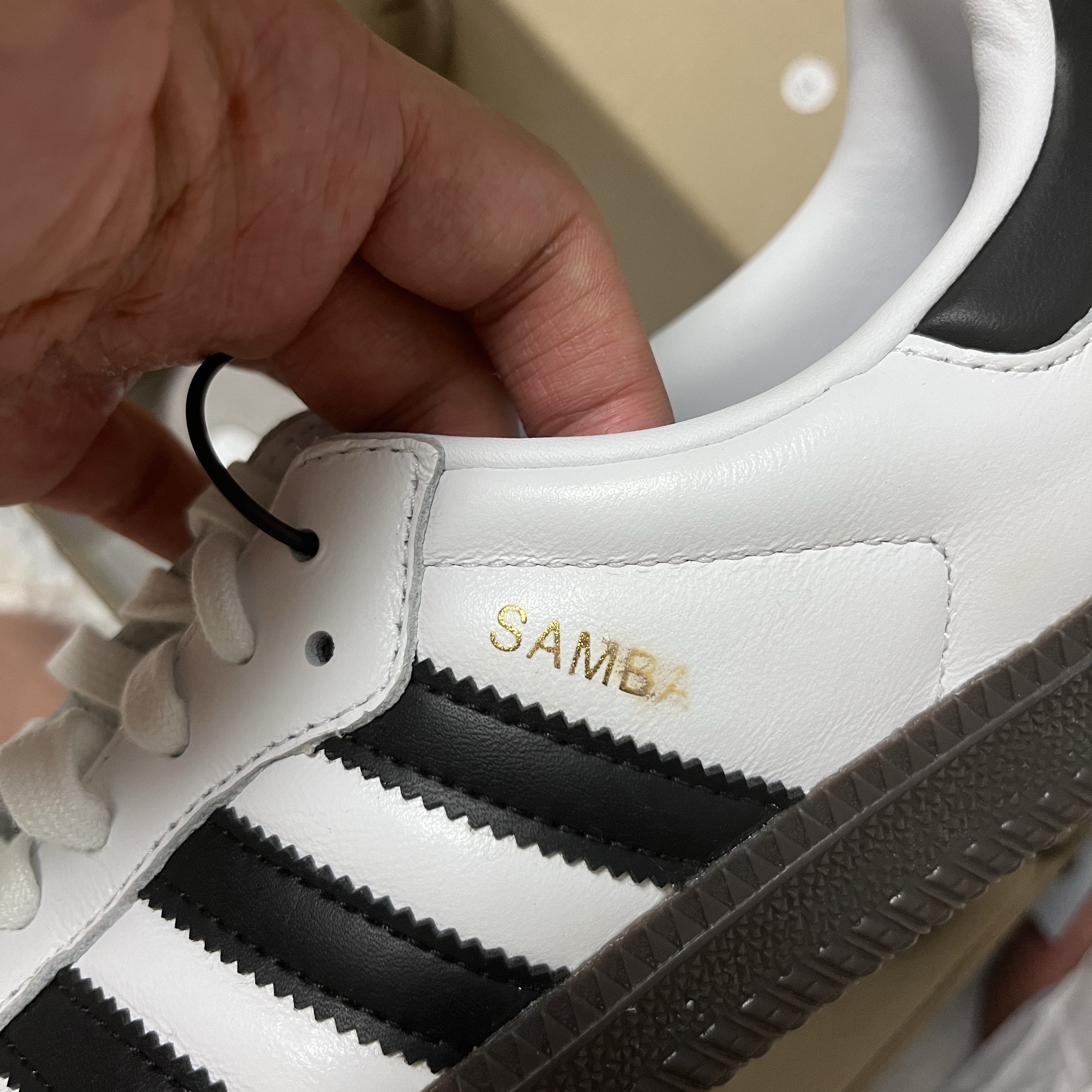 Adidas Samba OG Cloud White 착용 스타일