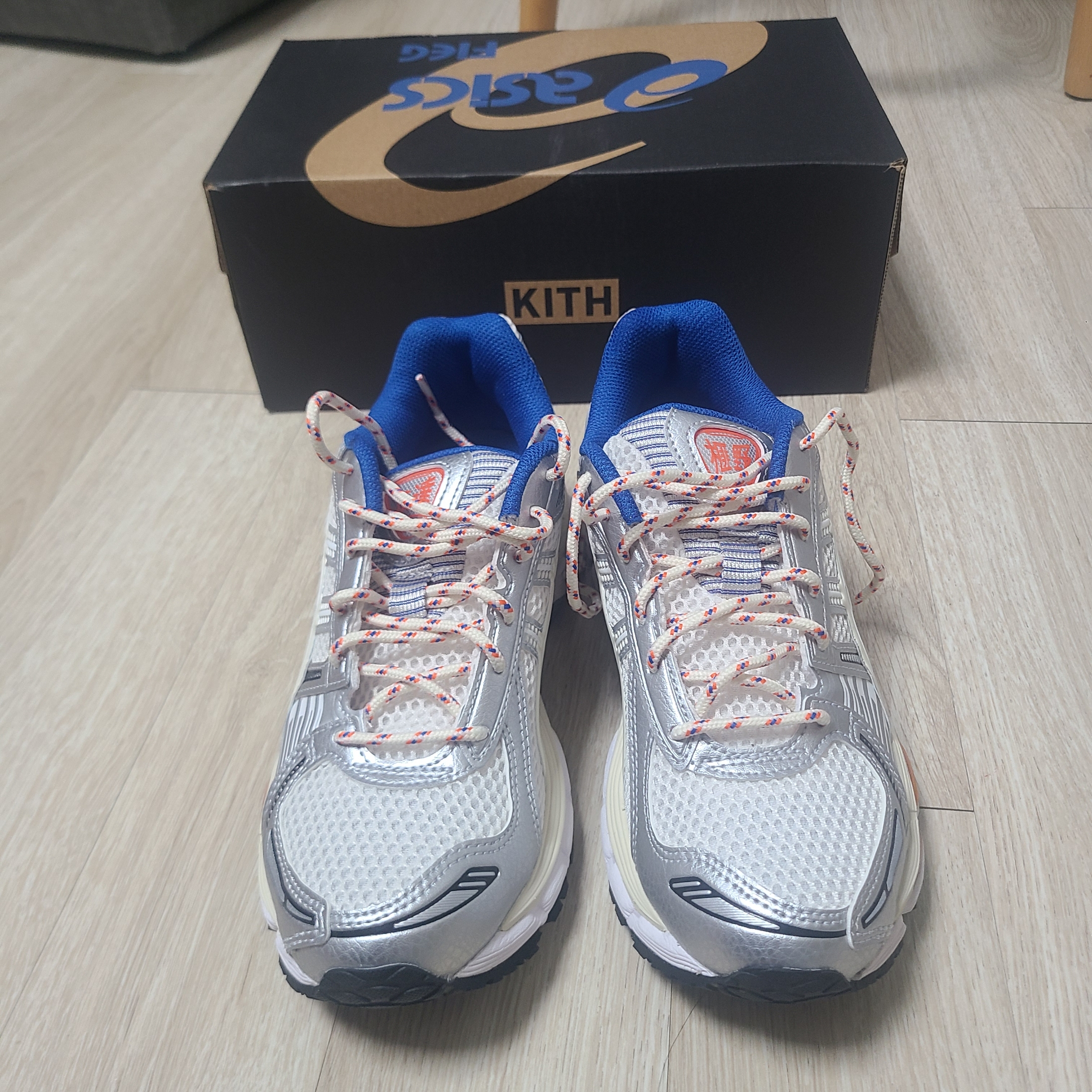 Asics x Ronnie Fieg Gel-Kayano 12.1 Cream 착용 스타일 - 2