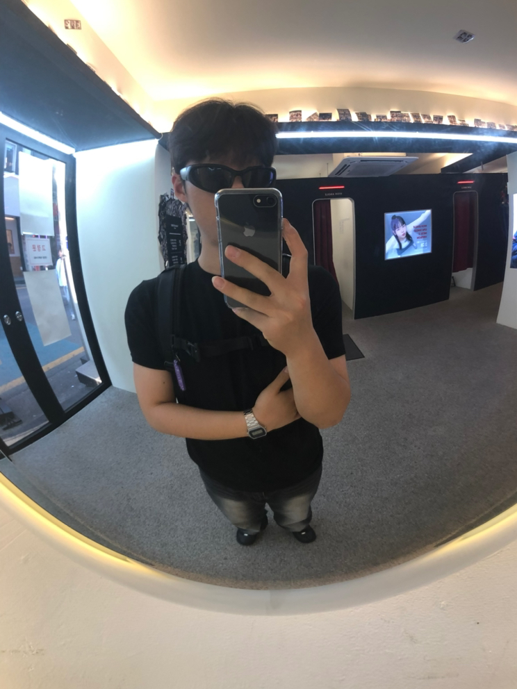 KREAM 프로필 이미지