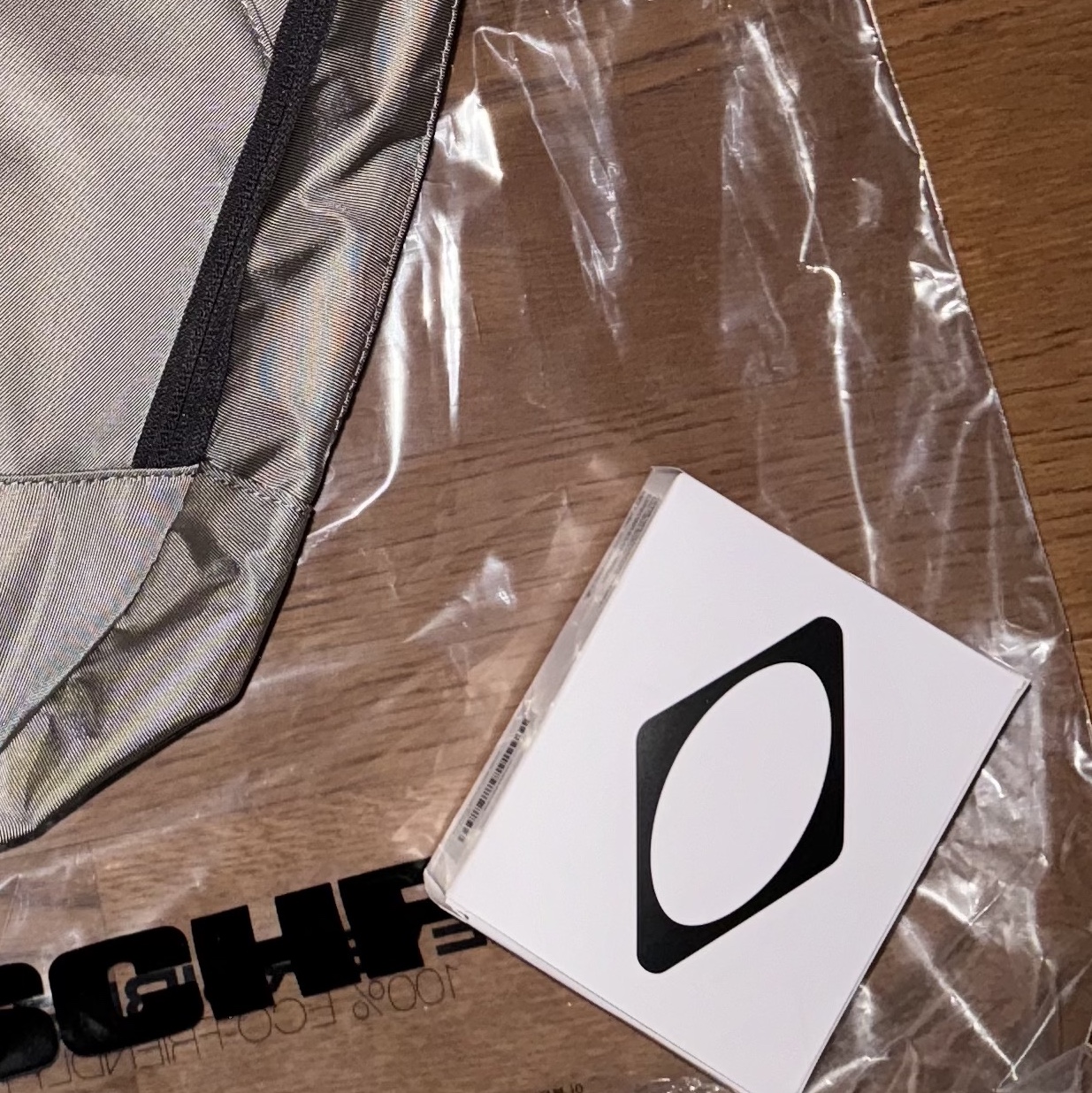 Mischief Rhombus Mountain Backpack Khaki 착용 스타일 - 2