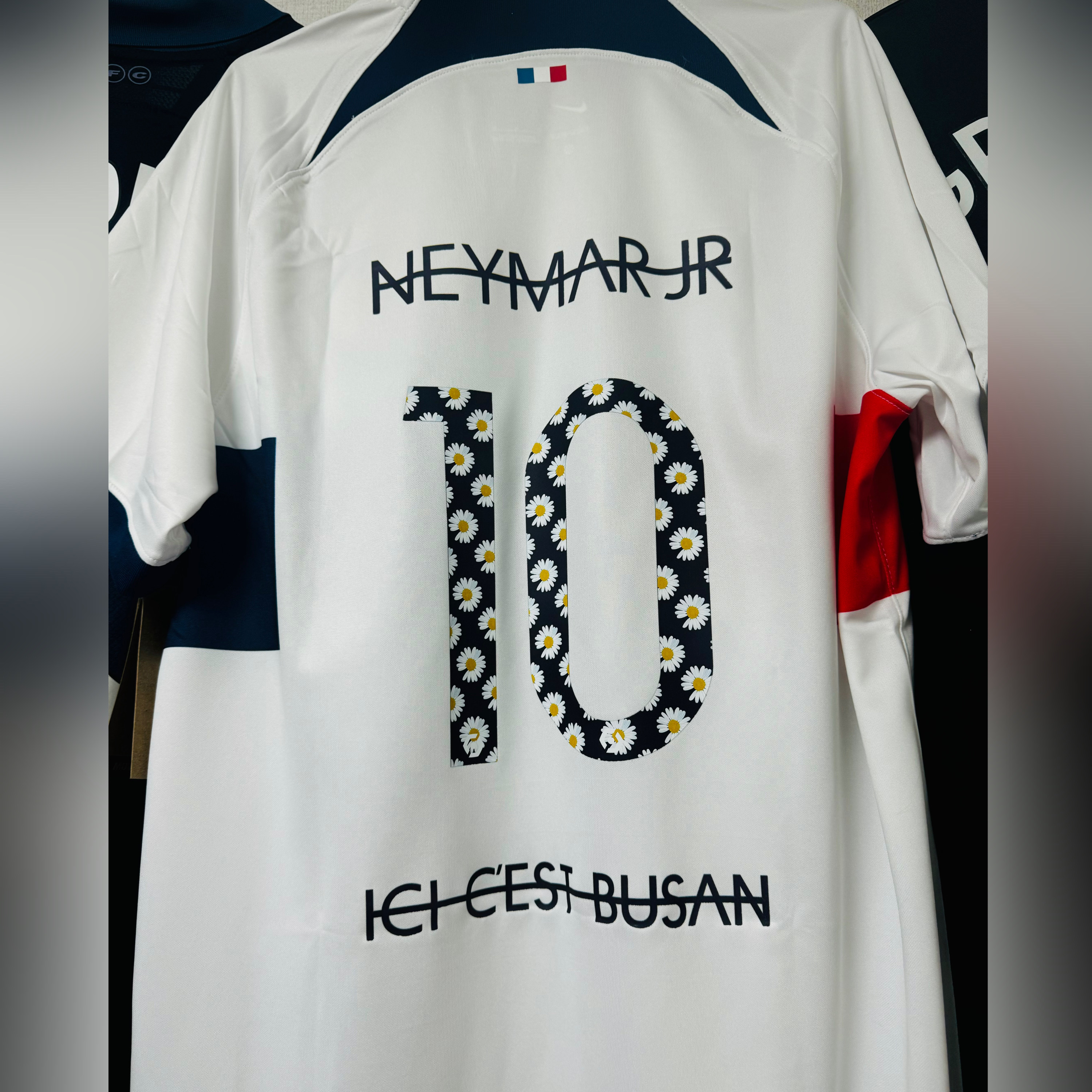 Nike Paris Saint-Germain 2023/24 Dri-Fit Stadium Away Jersey White Midnight Navy (Non Marking Ver.) 착용 스타일