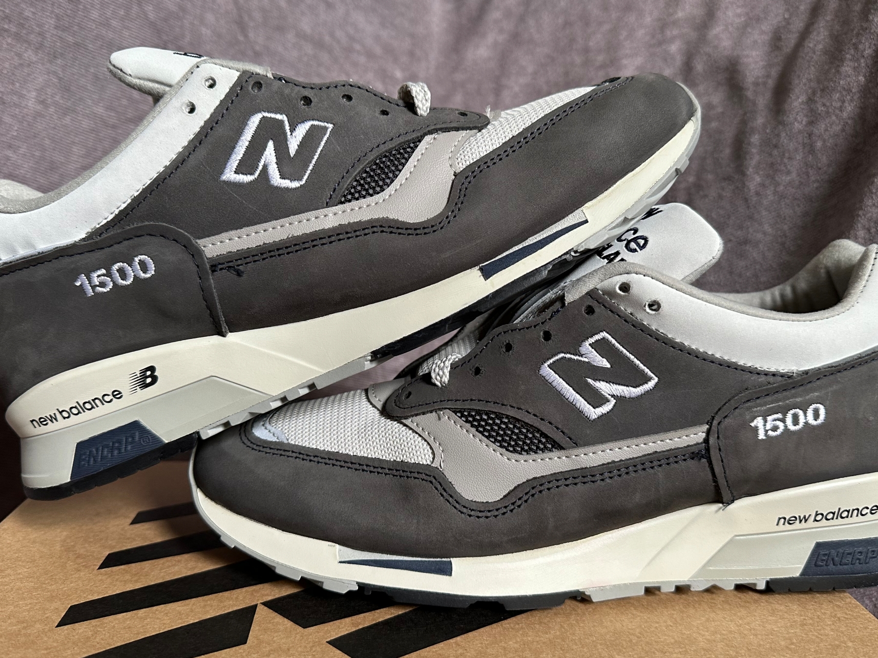 New Balance 1500 Made in UK 35th Anniversary Grey 착용 스타일 - 1