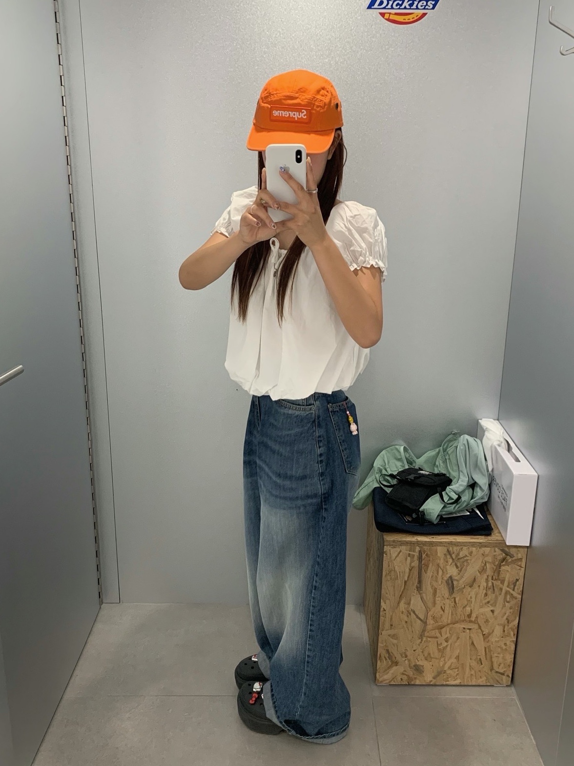 Supreme Military Camp Cap Orange - 24SS, Crocs Stomp Clog Black 착용 스타일