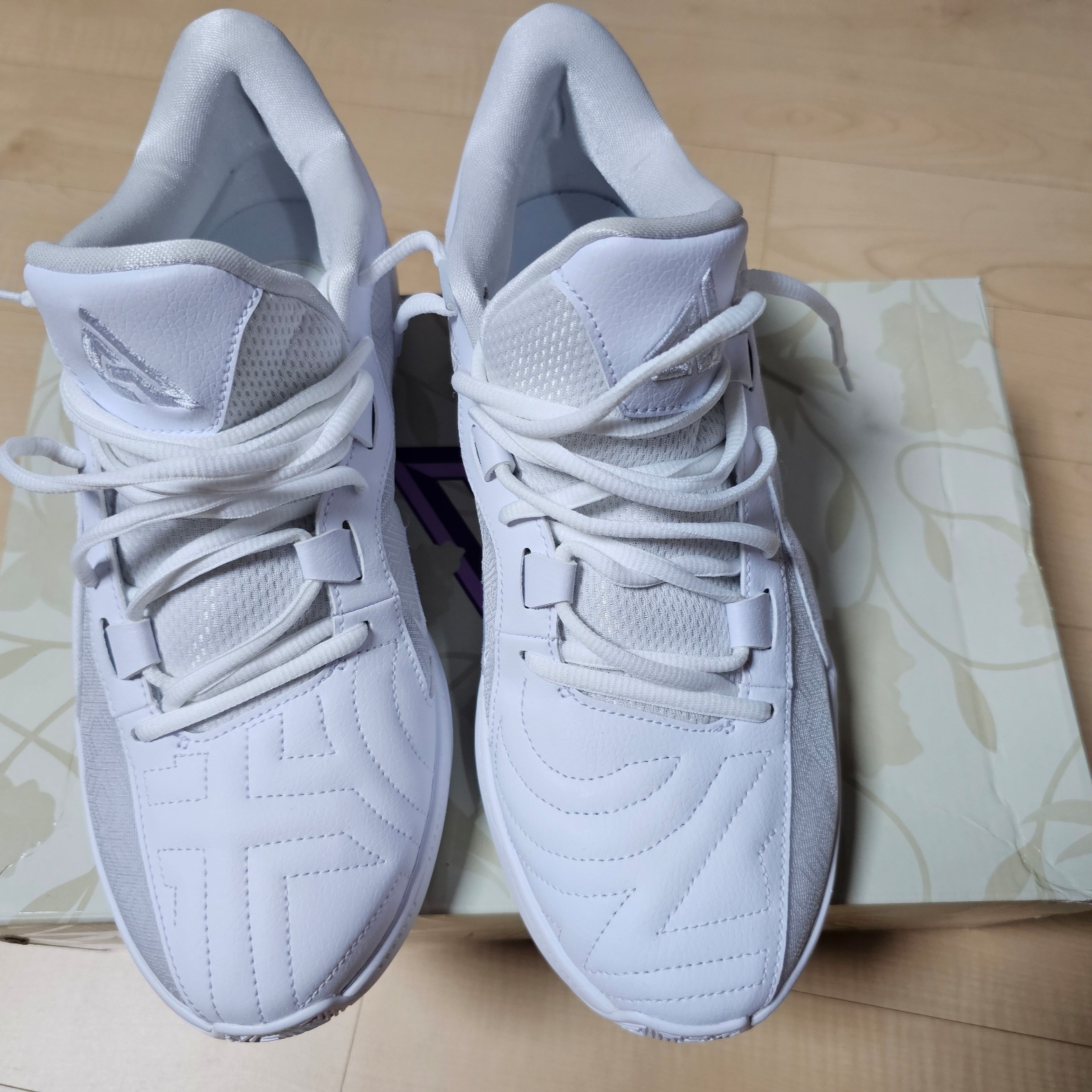 Nike Zoom Freak 5 TB EP Triple White 착용 스타일