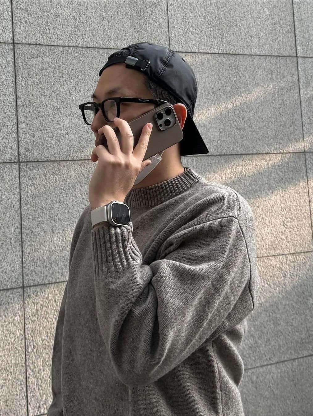 Play Comme des Garcons Black Heart Knit Cardigan Grey, Play Comme des Garcons Black Heart Knit Cardigan Grey 착용 스타일 - 4
