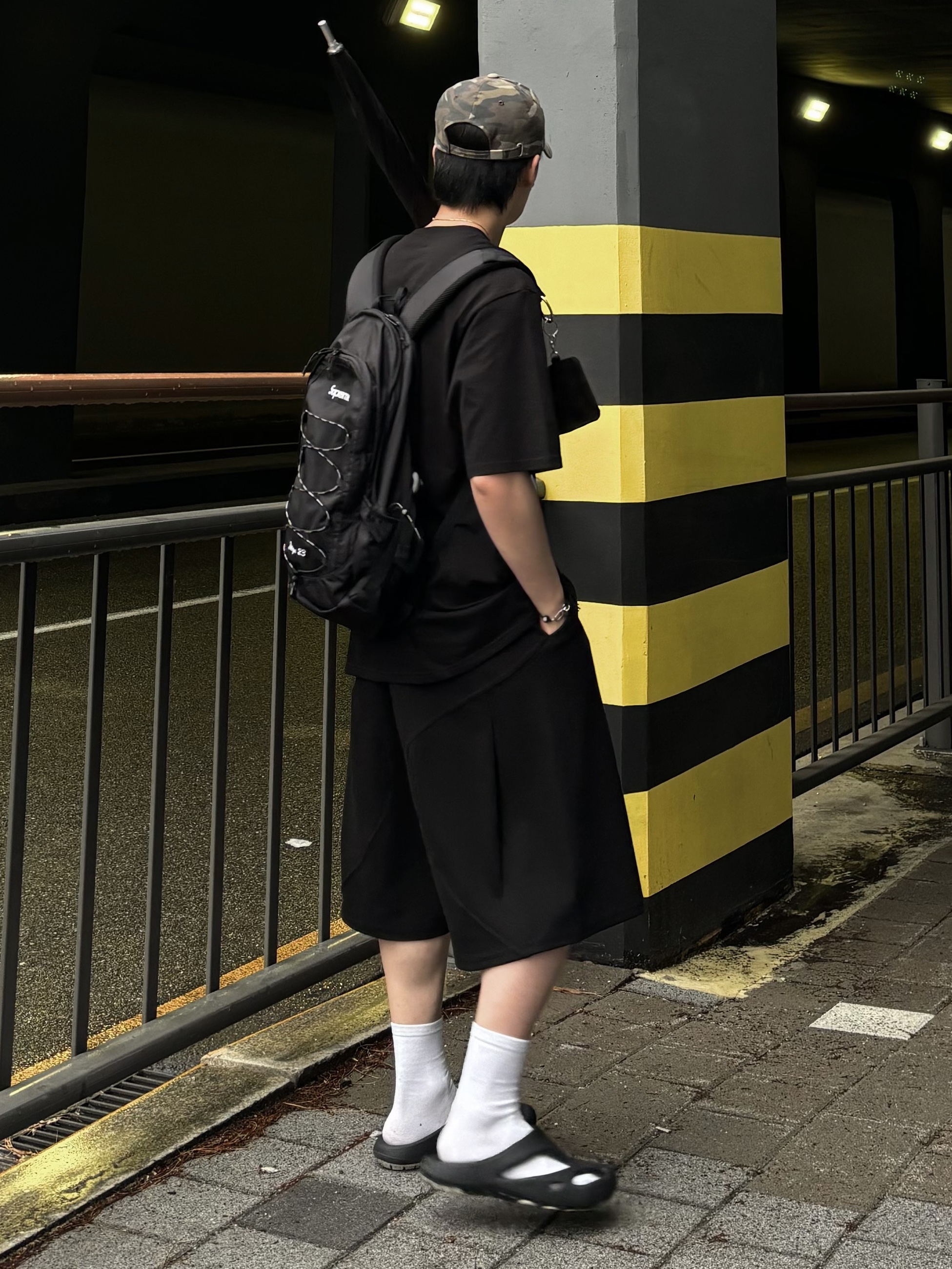 Keen Shanti Black Dawn Blue 착용 스타일 - 4