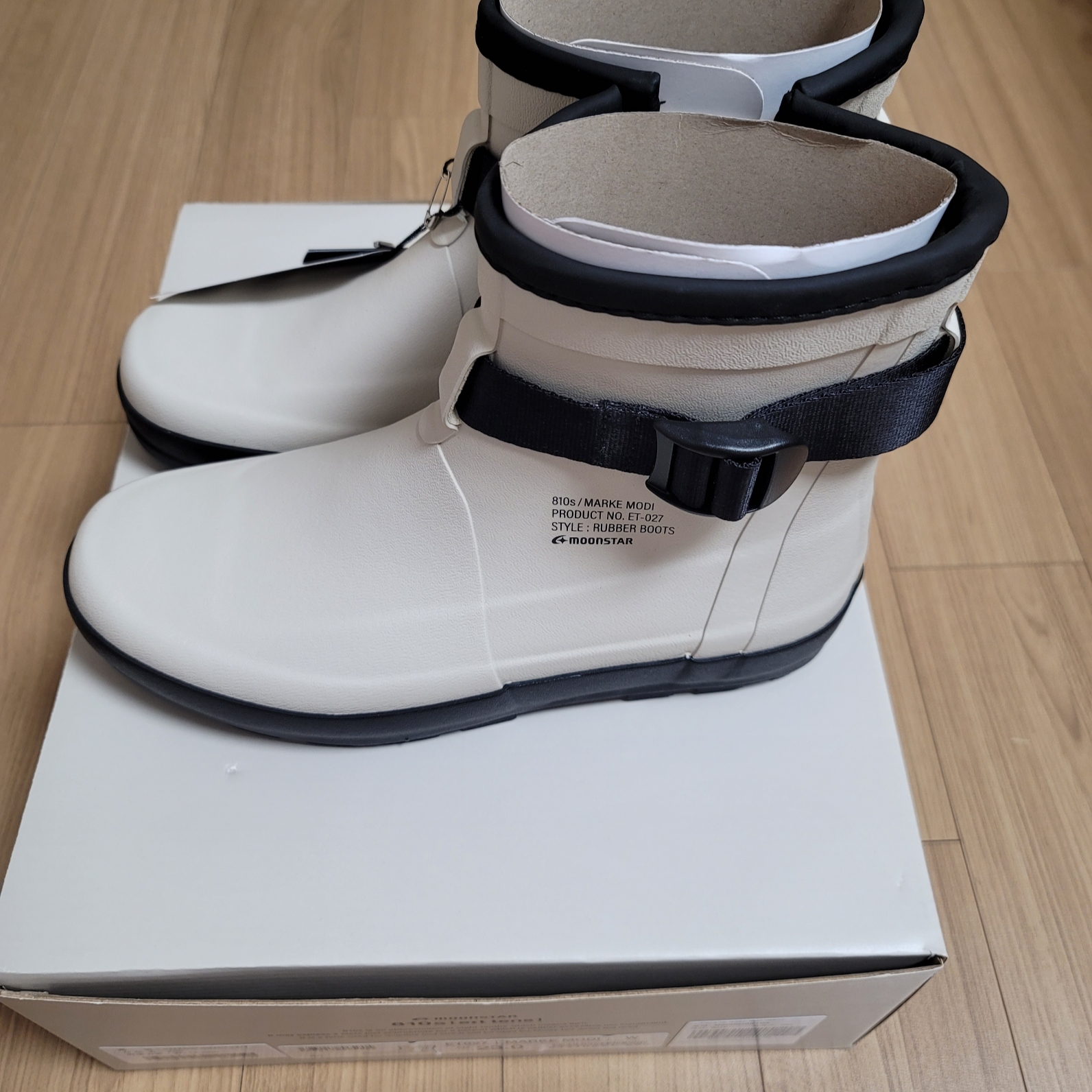 Moonstar 810s ET027 Marke Modi White 착용 스타일