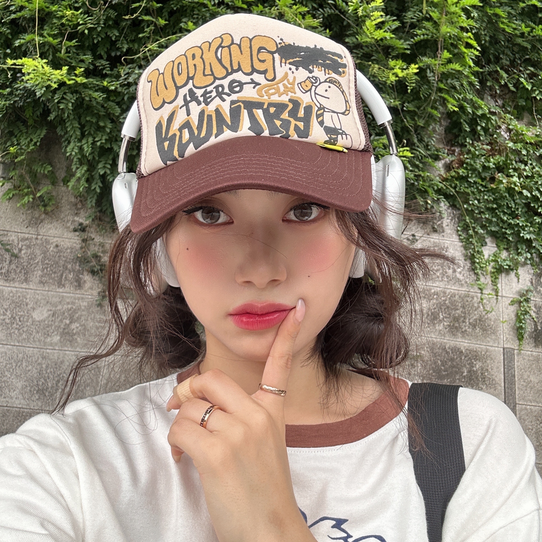 Kapital Working Hero Track Cap Kinari Brown, Kapital 20-T Ringer T-Shirt Peckish Patch White 착용 스타일