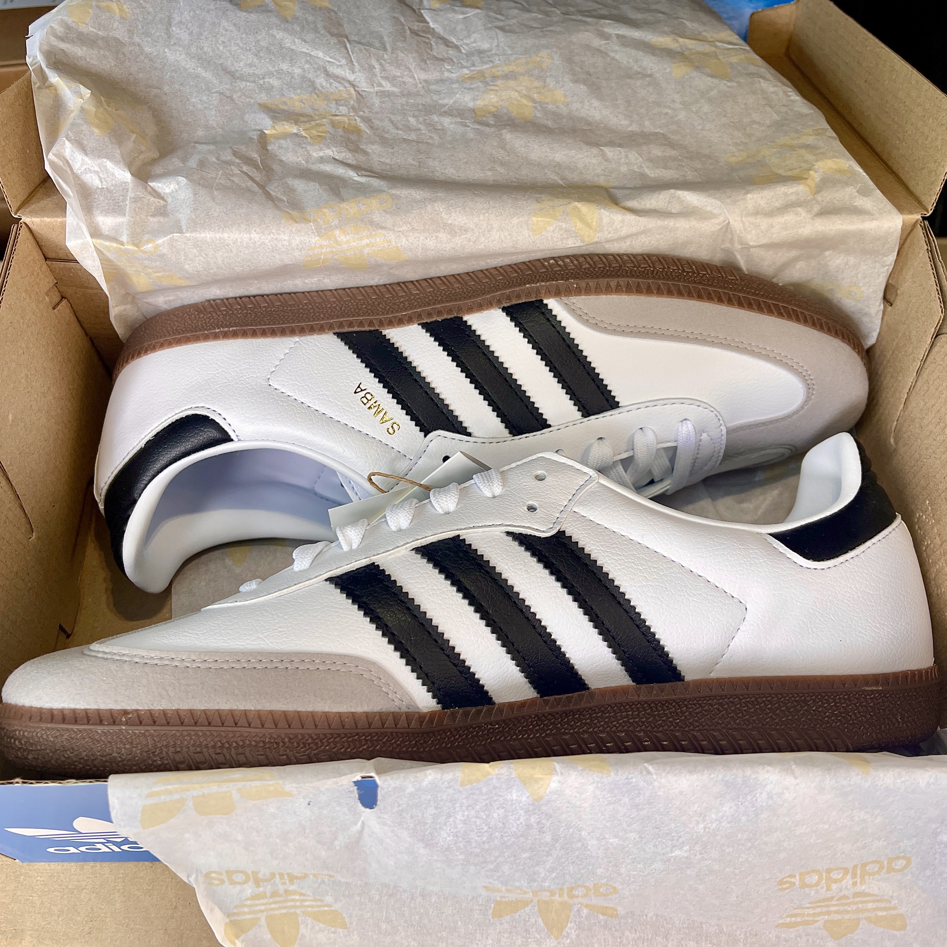 Adidas Samba Vegan White Black 착용 스타일 - 1