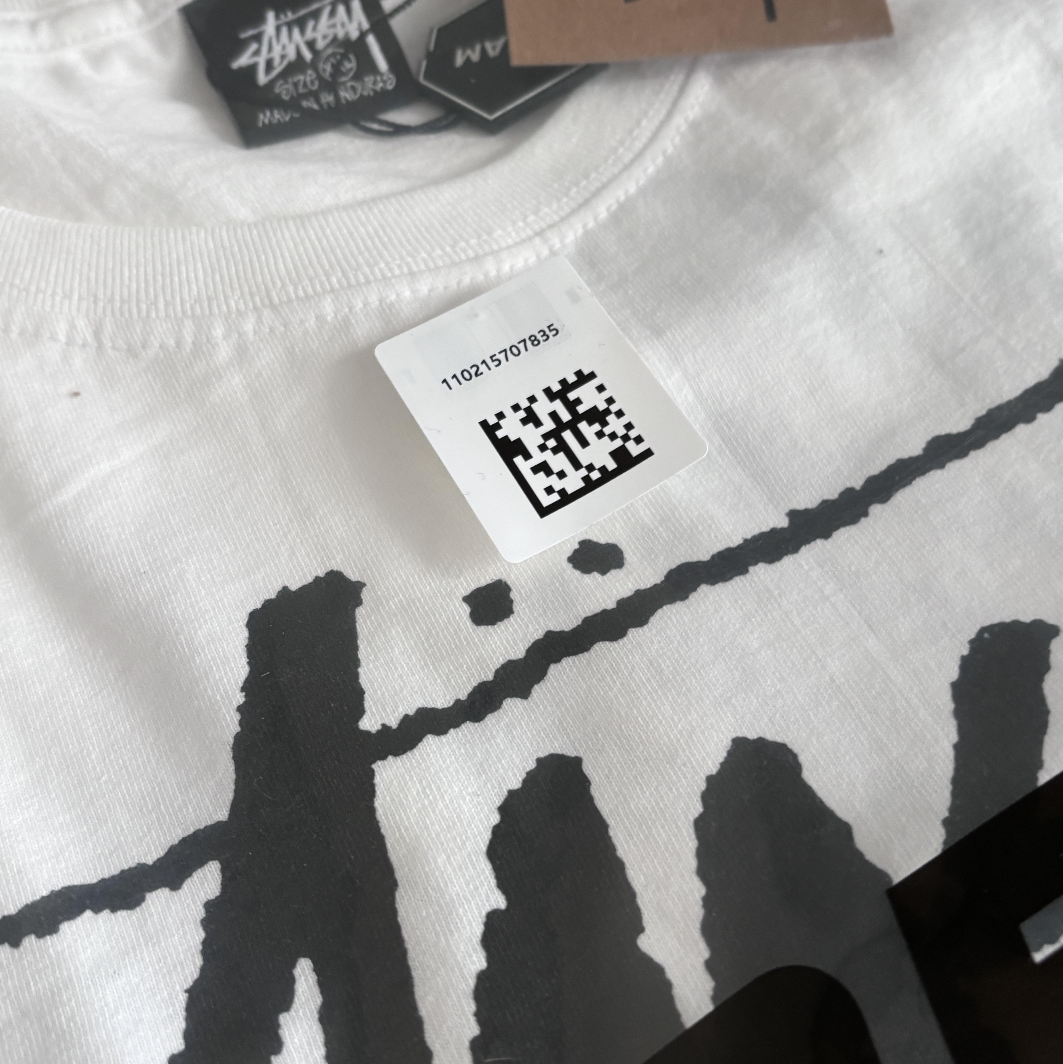 Stussy World Tour T-Shirt White 2023 착용 스타일