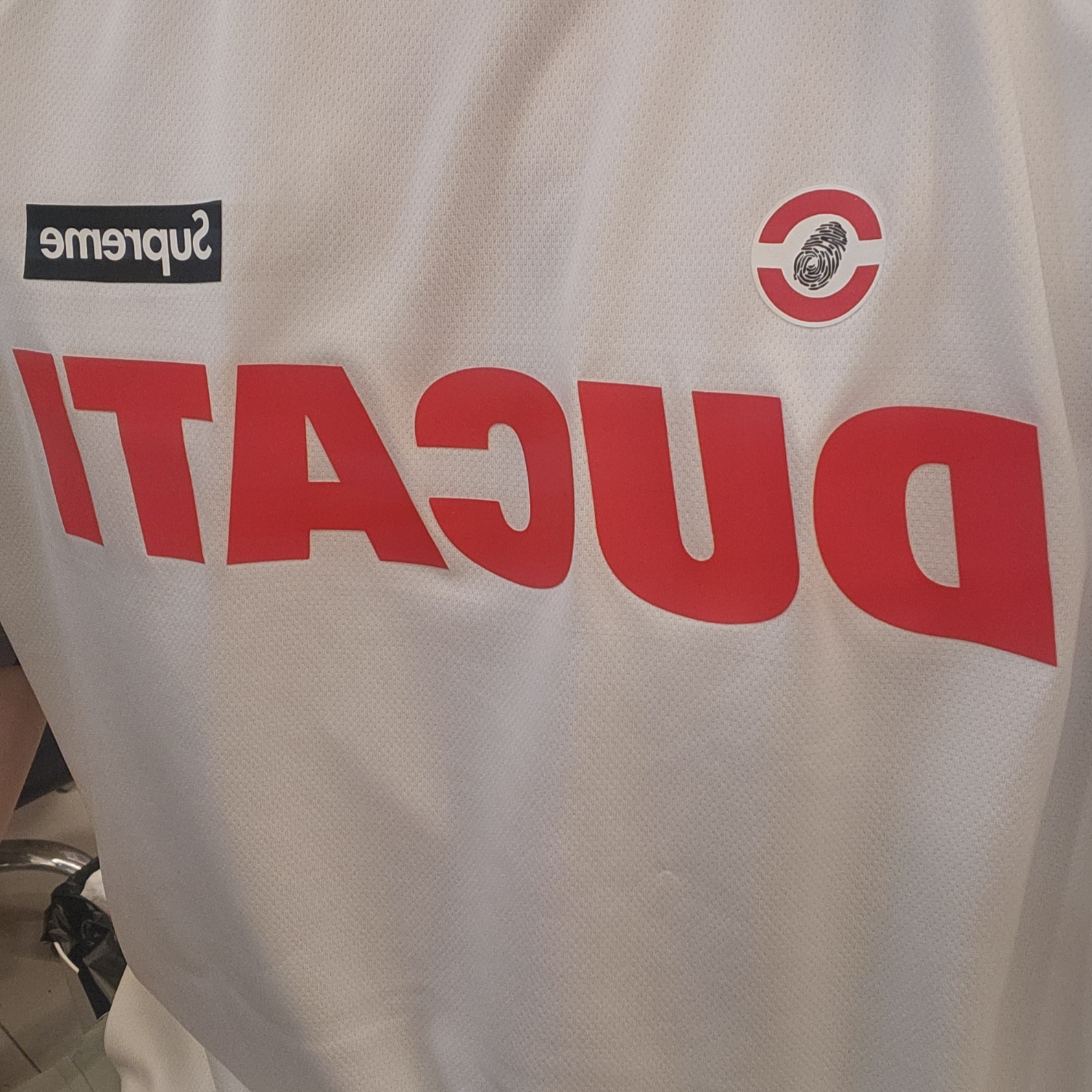 Supreme x Ducati Soccer Jersey White - 24SS 착용 스타일 - 1
