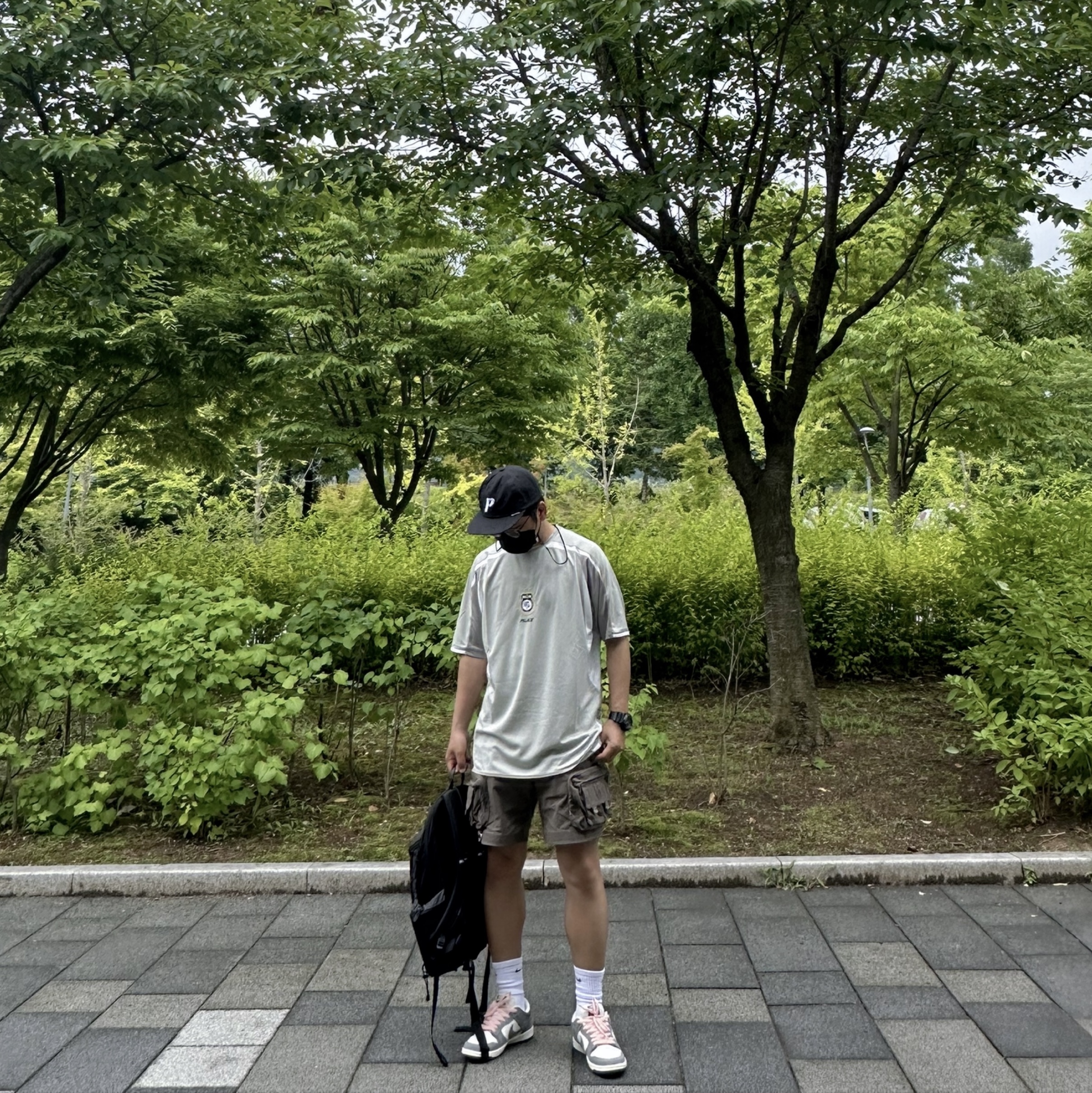 Palace Pro Jersey White - 23FW, Nike ACG Cargo Shorts Ironstone - Asia 착용 스타일 - 1