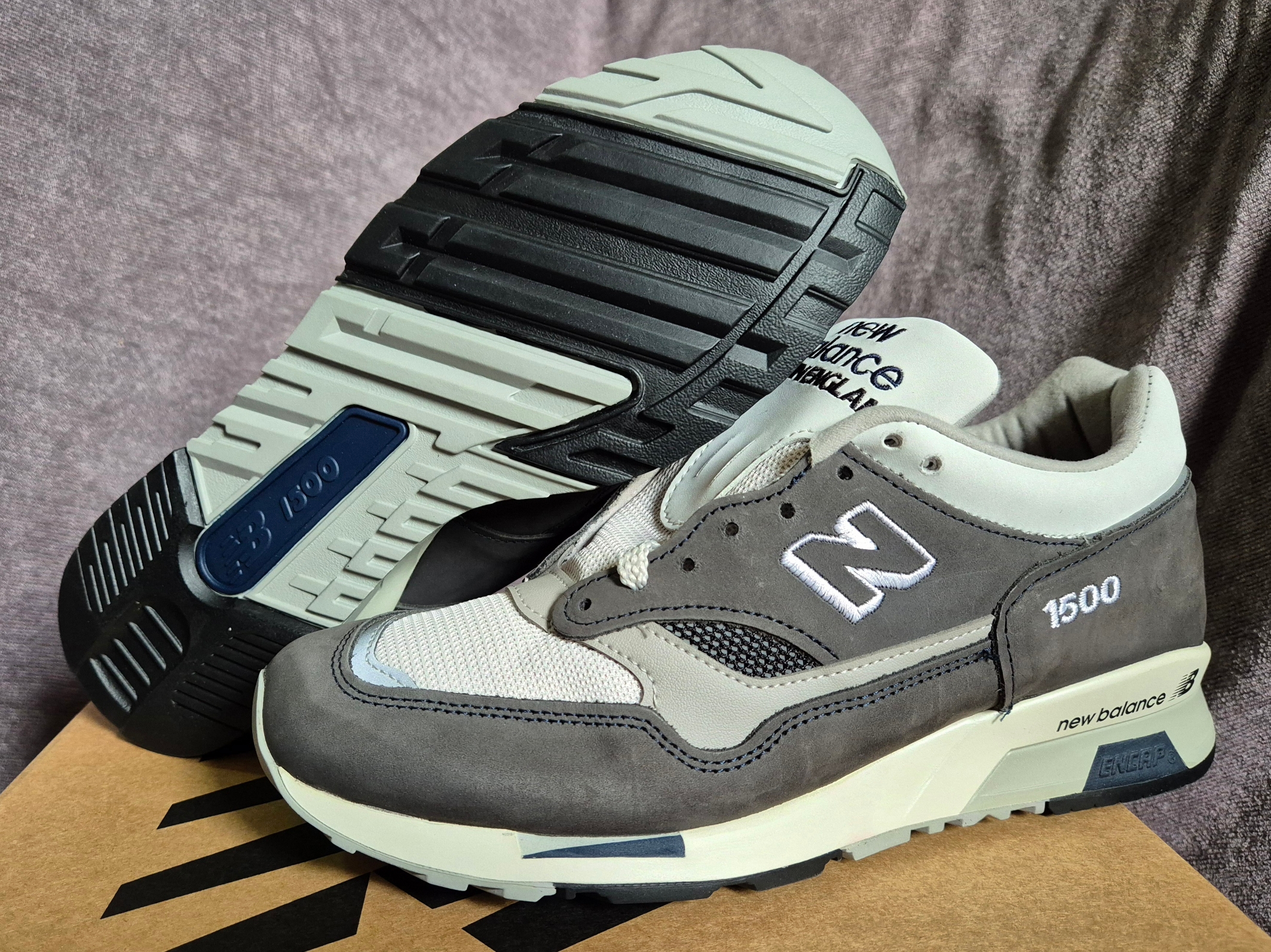 New Balance 1500 Made in UK 35th Anniversary Grey 착용 스타일 - 2