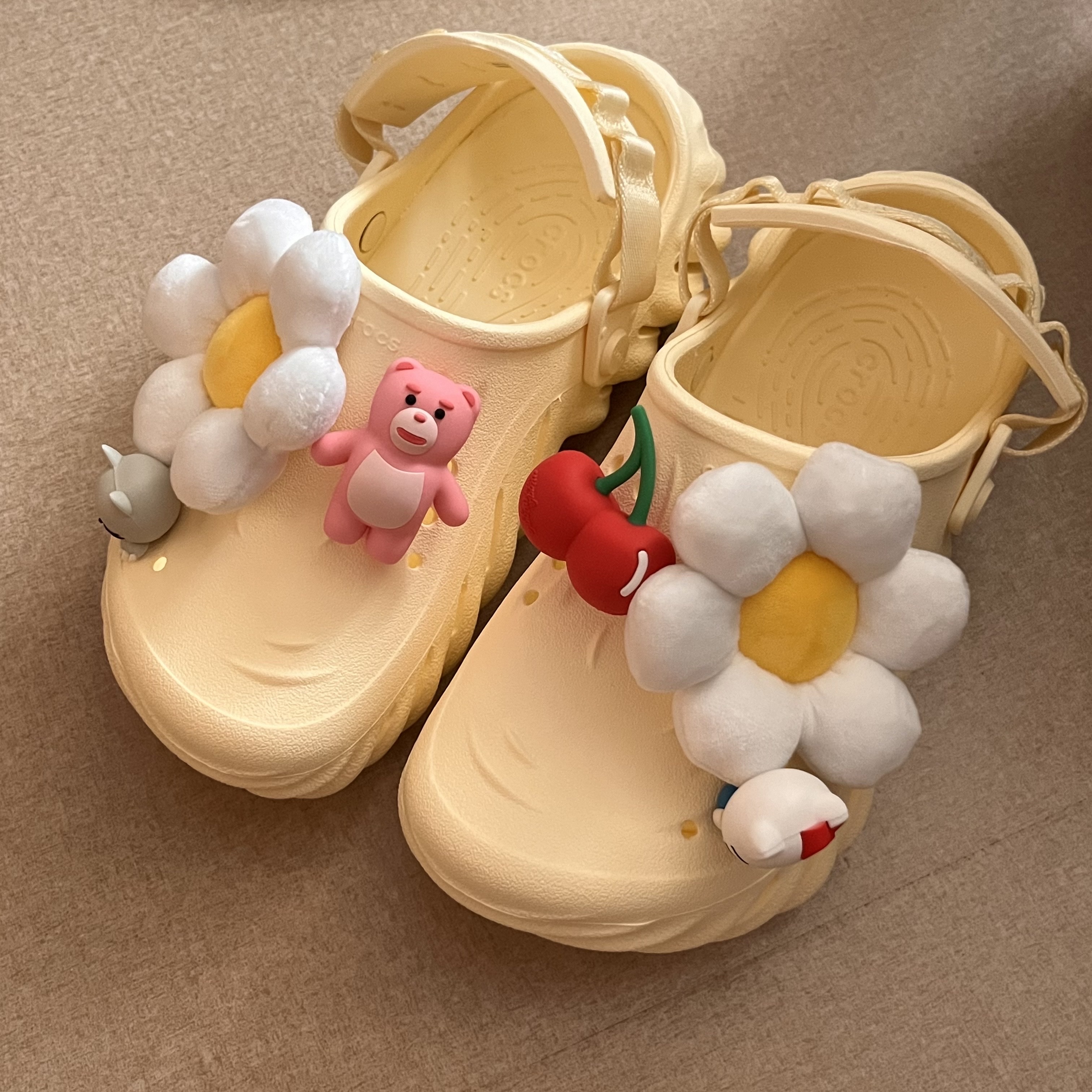 Crocs Echo Clog Buttercream 착용 스타일