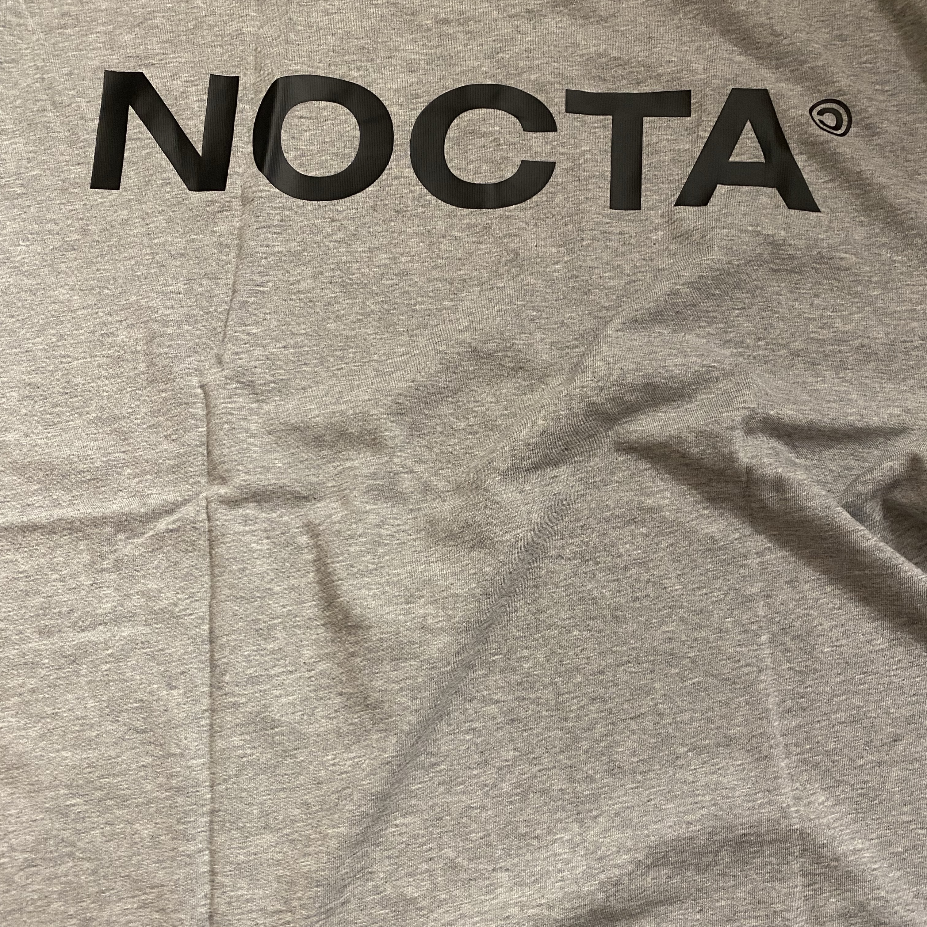 Nike x Drake Nocta Max 90 T-Shirt Dark Heather Grey (FN7663-063) 착용 스타일