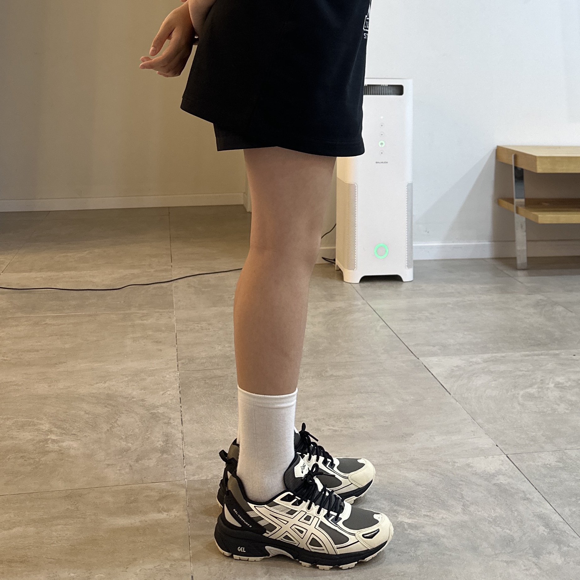 Asics Gel-Venture 6 Mink Vanila 착용 스타일