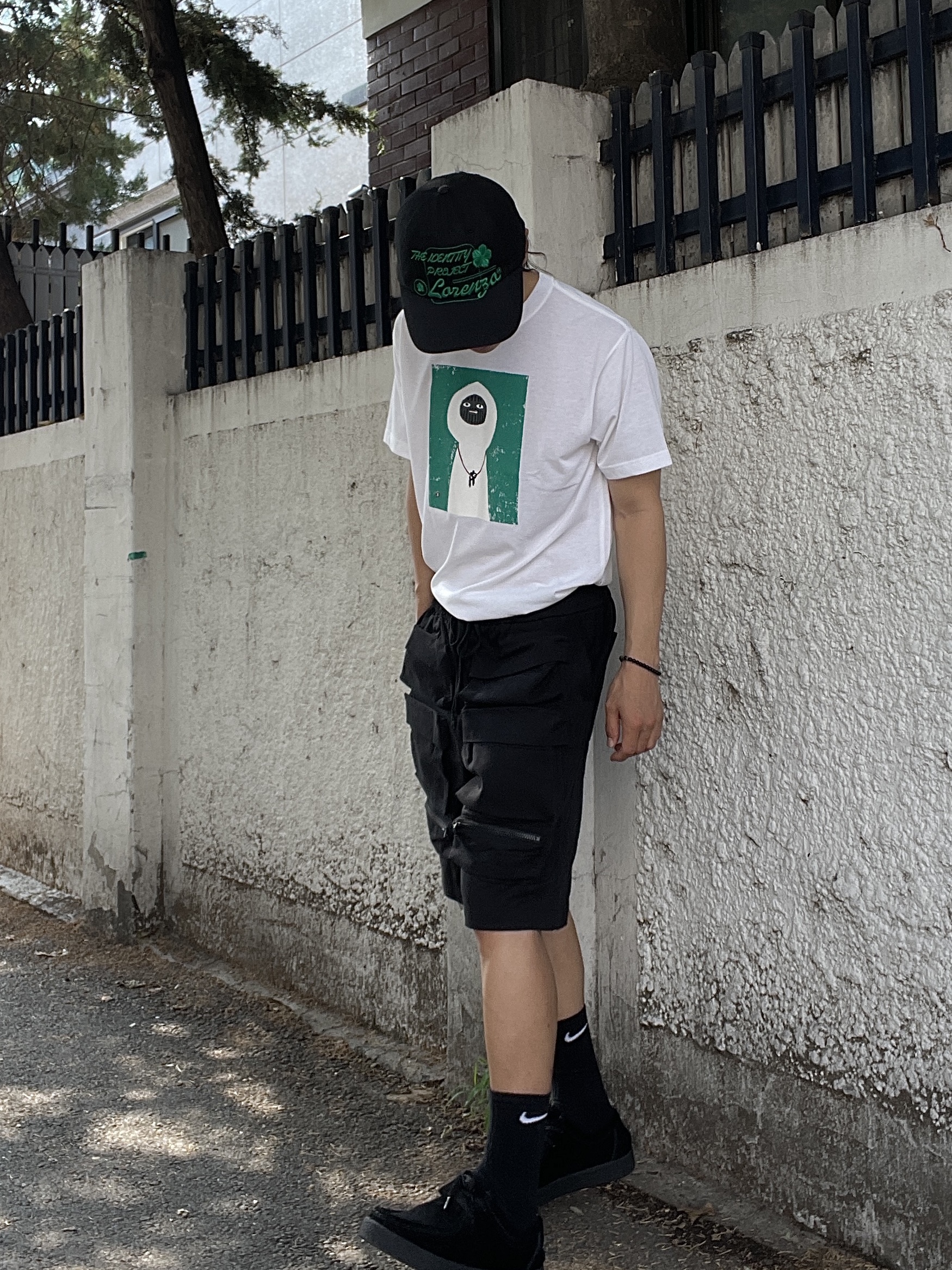 Gentle Monster x Maison Margiela MM007 Black Black 착용 스타일 - 6