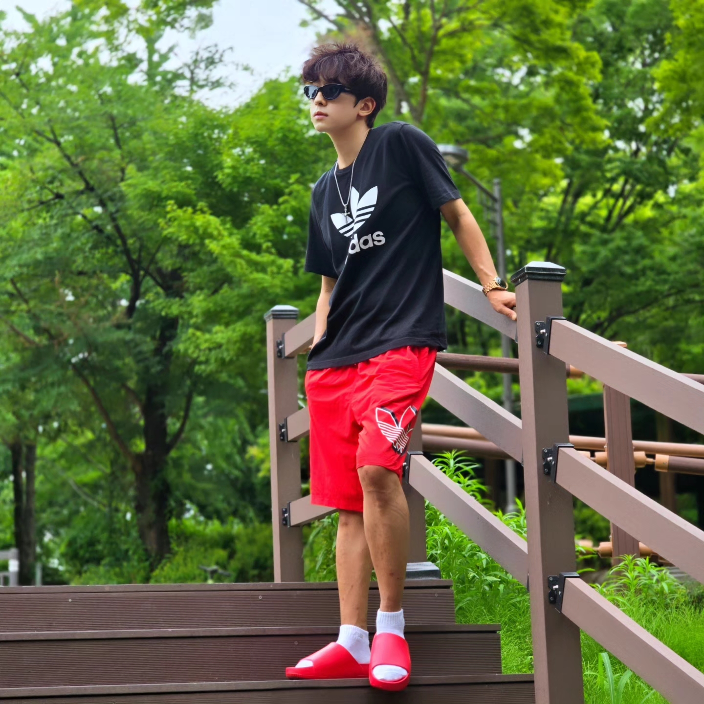Adidas Adicolor Classics Trefoil T-Shirt Black - US Sizing, Adidas Adicolor Classics Trefoil T-Shirt Black - KR Sizing 착용 스타일 - 5