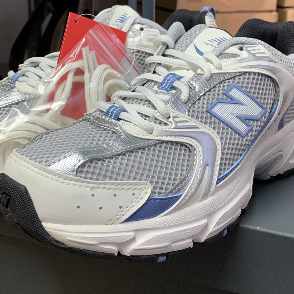 New Balance 530 Steel Blue 착용 스타일