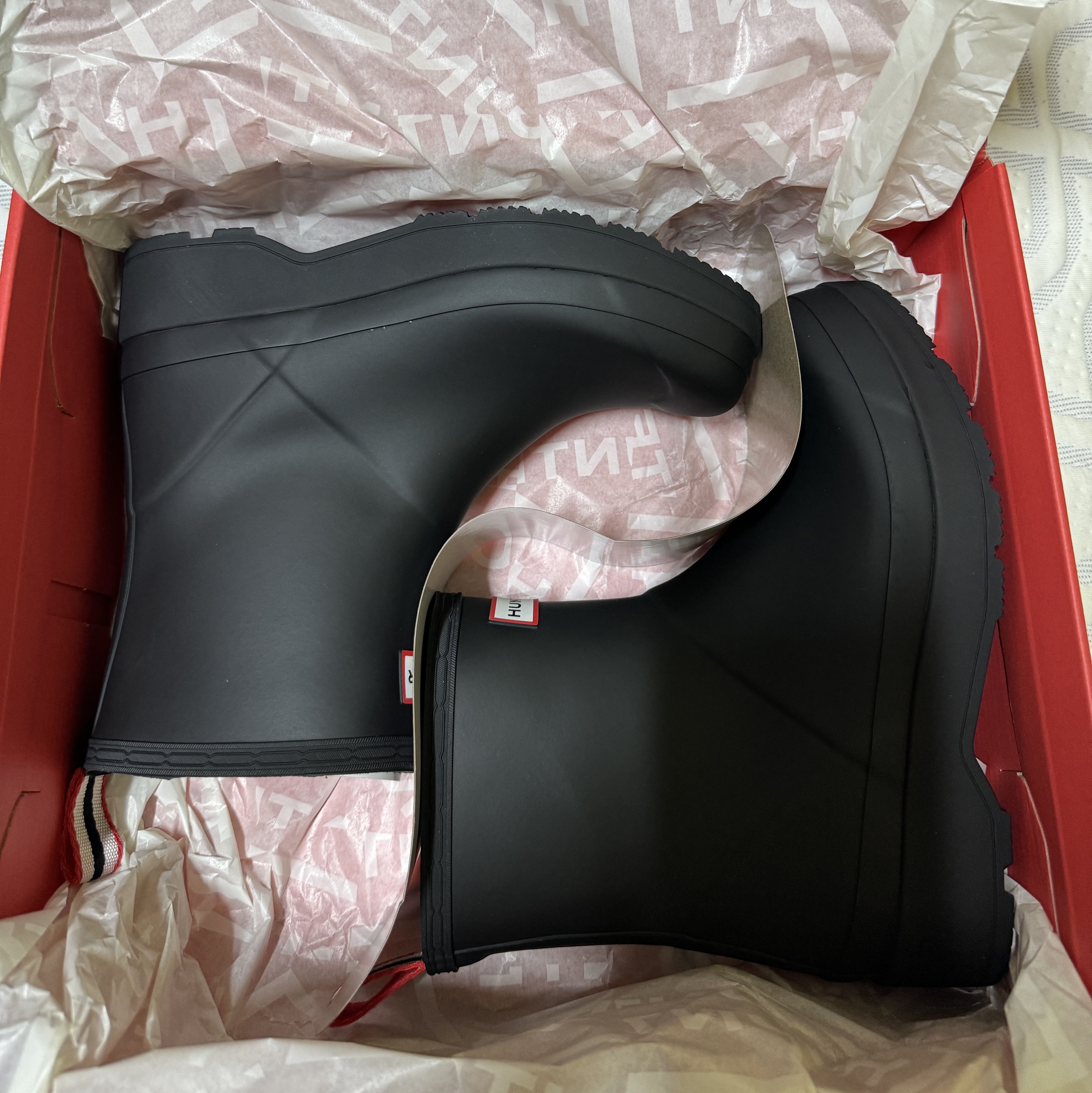 Hunter Play Short Wellington Boots Black 착용 스타일