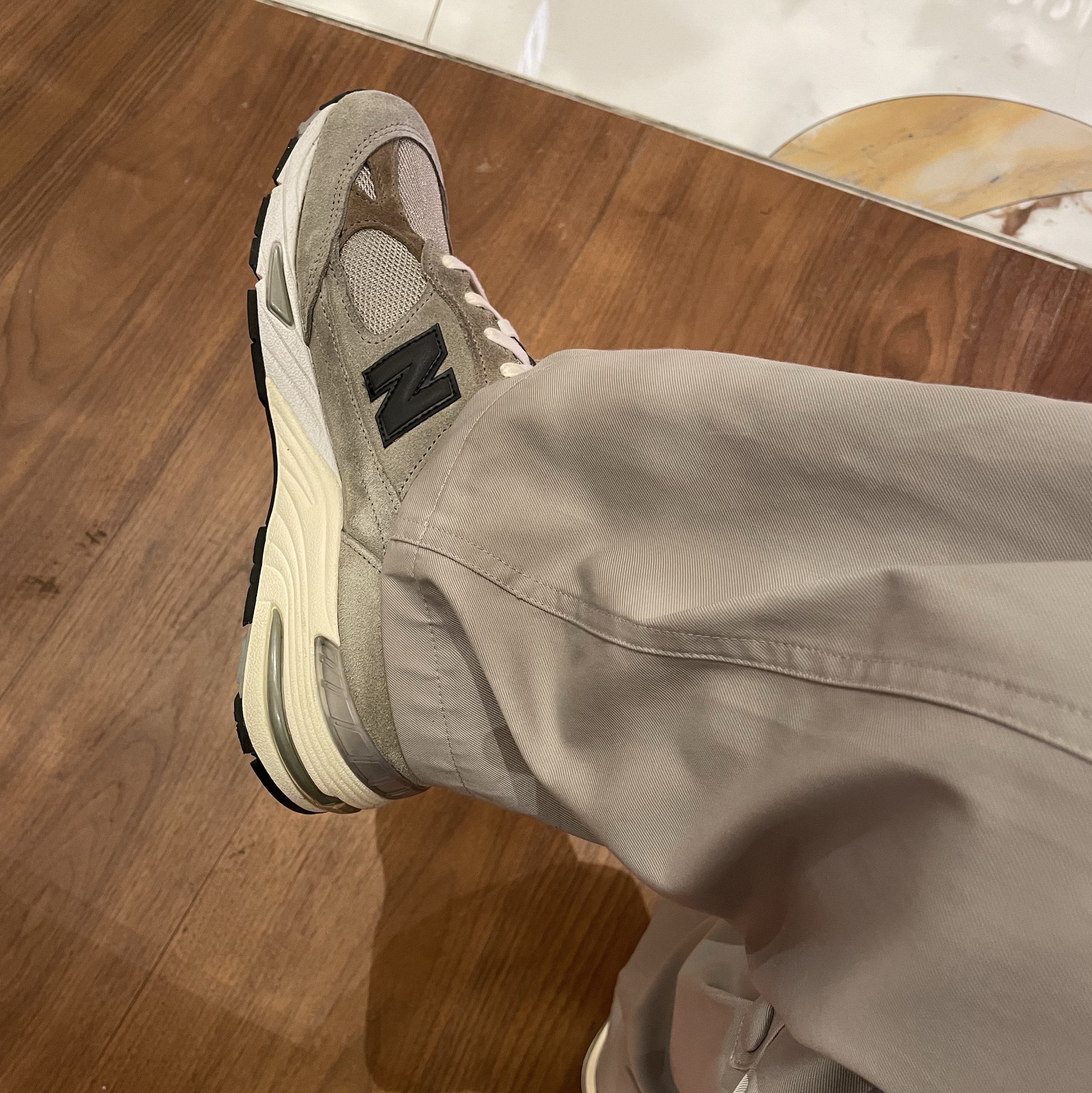 New Balance x JJJJound 991 Made in UK Grey 착용 스타일