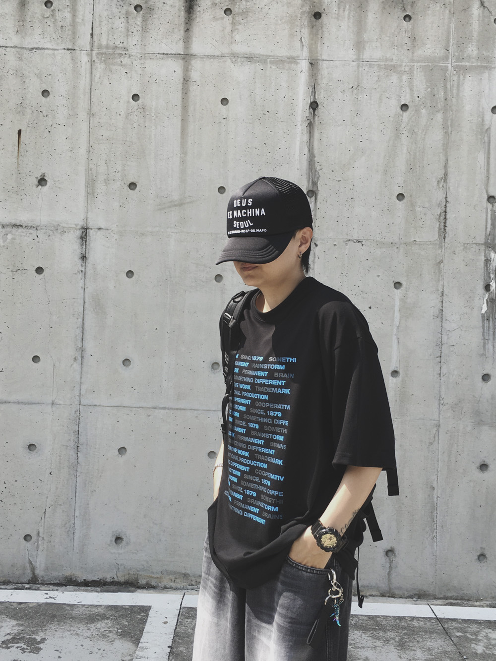 Deus Ex Machina Seoul Address Trucker Cap Black, Nike x Stussy Air Penny II Rattan and Limestone 착용 스타일 - 5