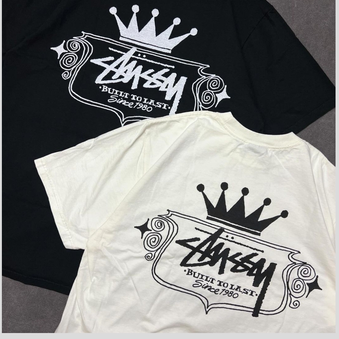 Stussy Built To Last Pigment Dyed T-Shirt Natural, Stussy Built To Last Pigment Dyed T-Shirt Black 착용 스타일 - 1