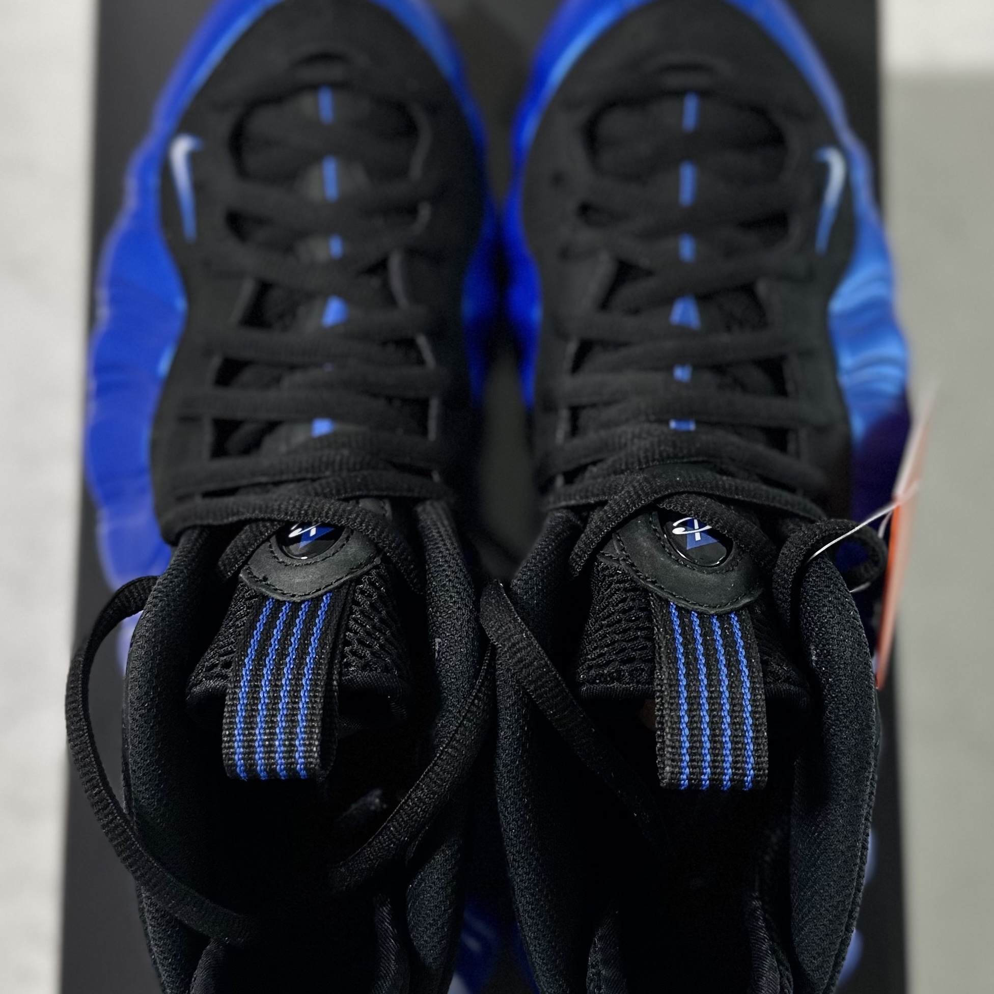 Nike Air Foamposite One International Blue 착용 스타일 - 3