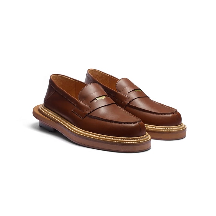 Dior x Sacai Explorer Derby Shoe Smooth Calfskin Black, Clarks Originals x Sacai Hybrid Wallabee Boots Beige 착용 스타일 - 2