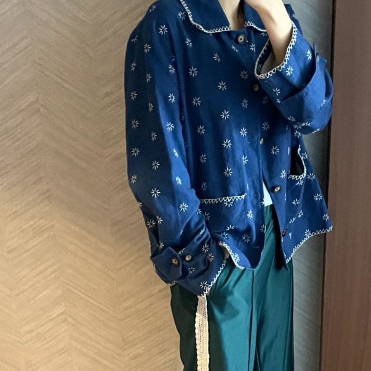 Fritur Lace Track Pants Green, Fritur Lace Track Pants Navy 착용 스타일