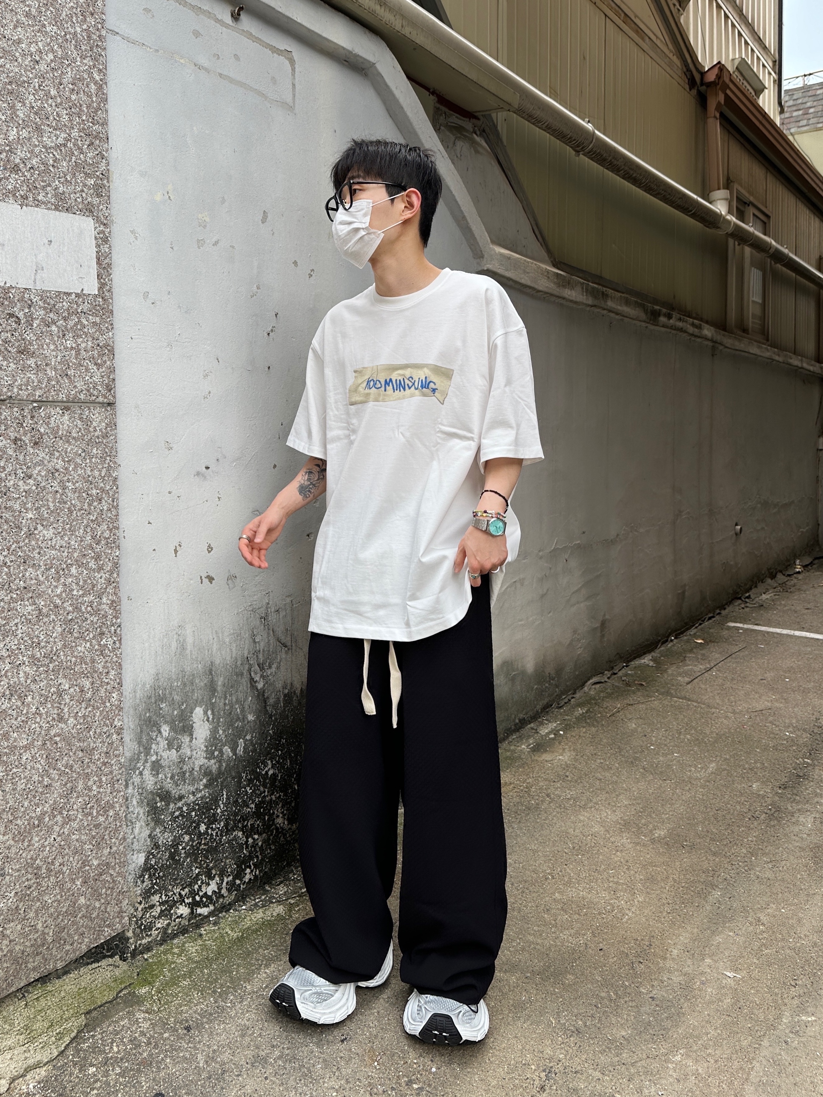 Nonnod Capri Pajama Pants Jacquard Black, Casio MTP-B145D-2A1V 착용 스타일 - 1
