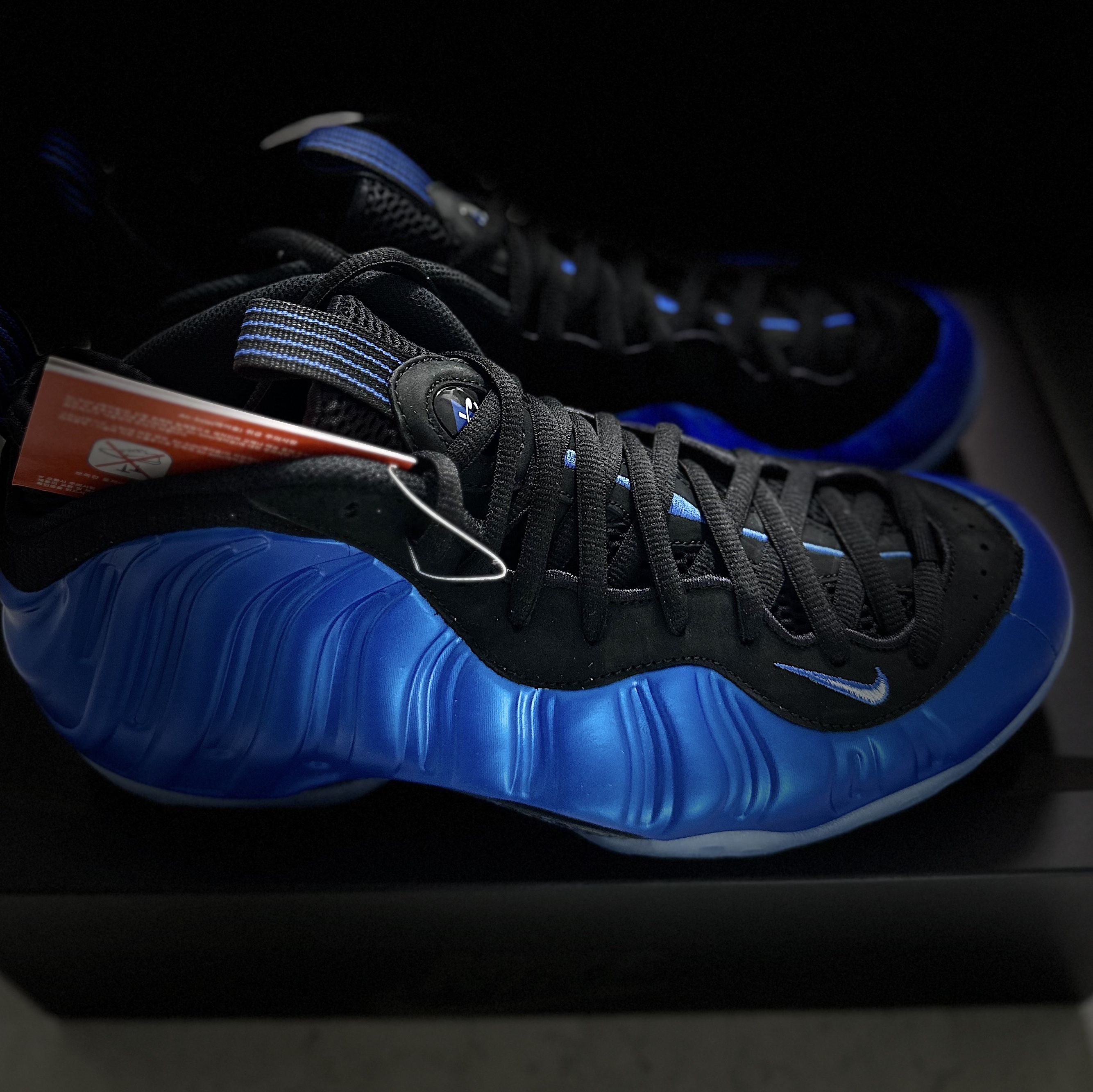 Nike Air Foamposite One International Blue 착용 스타일 - 1