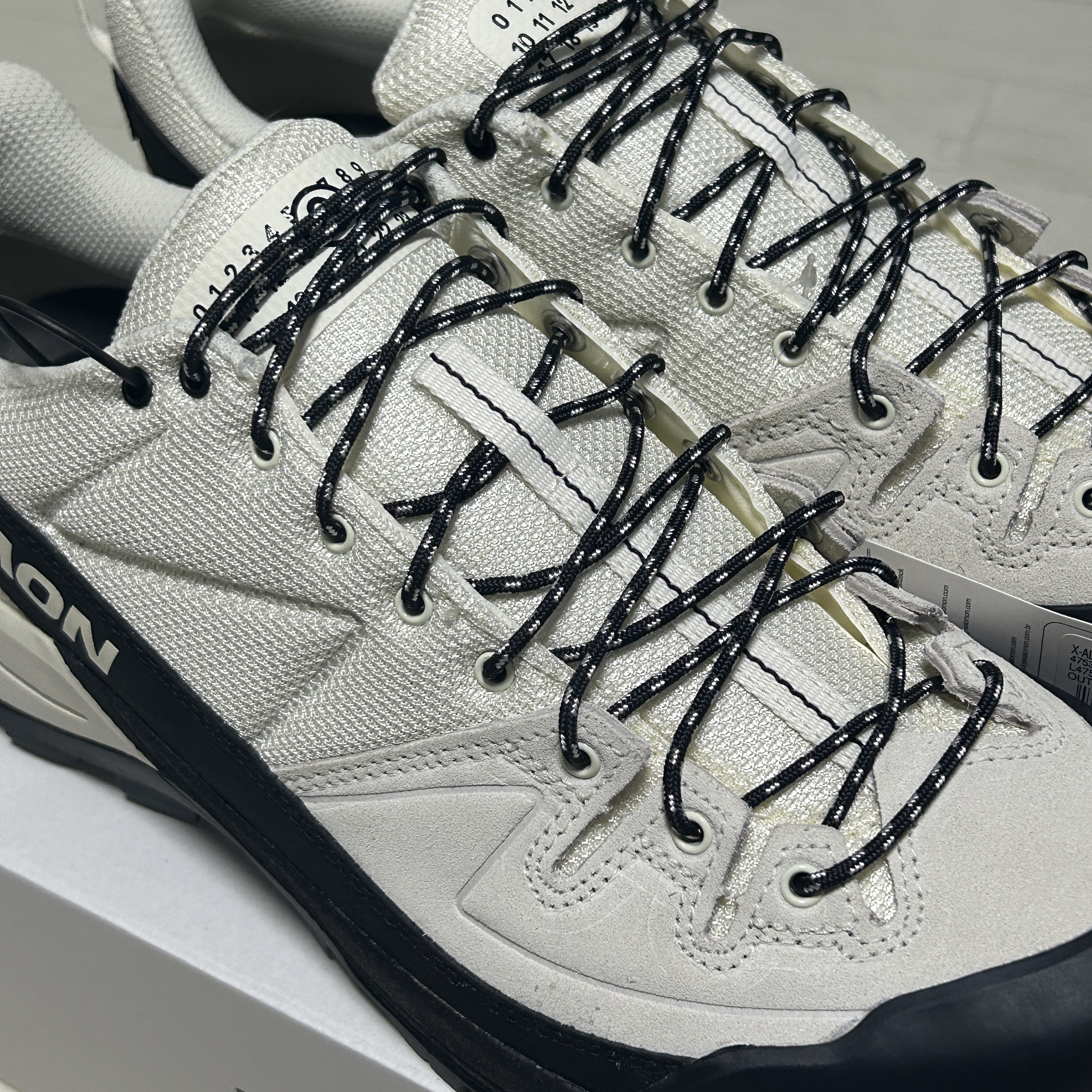 Salomon x MM6 Maison Margiela X-ALP White 착용 스타일 - 10