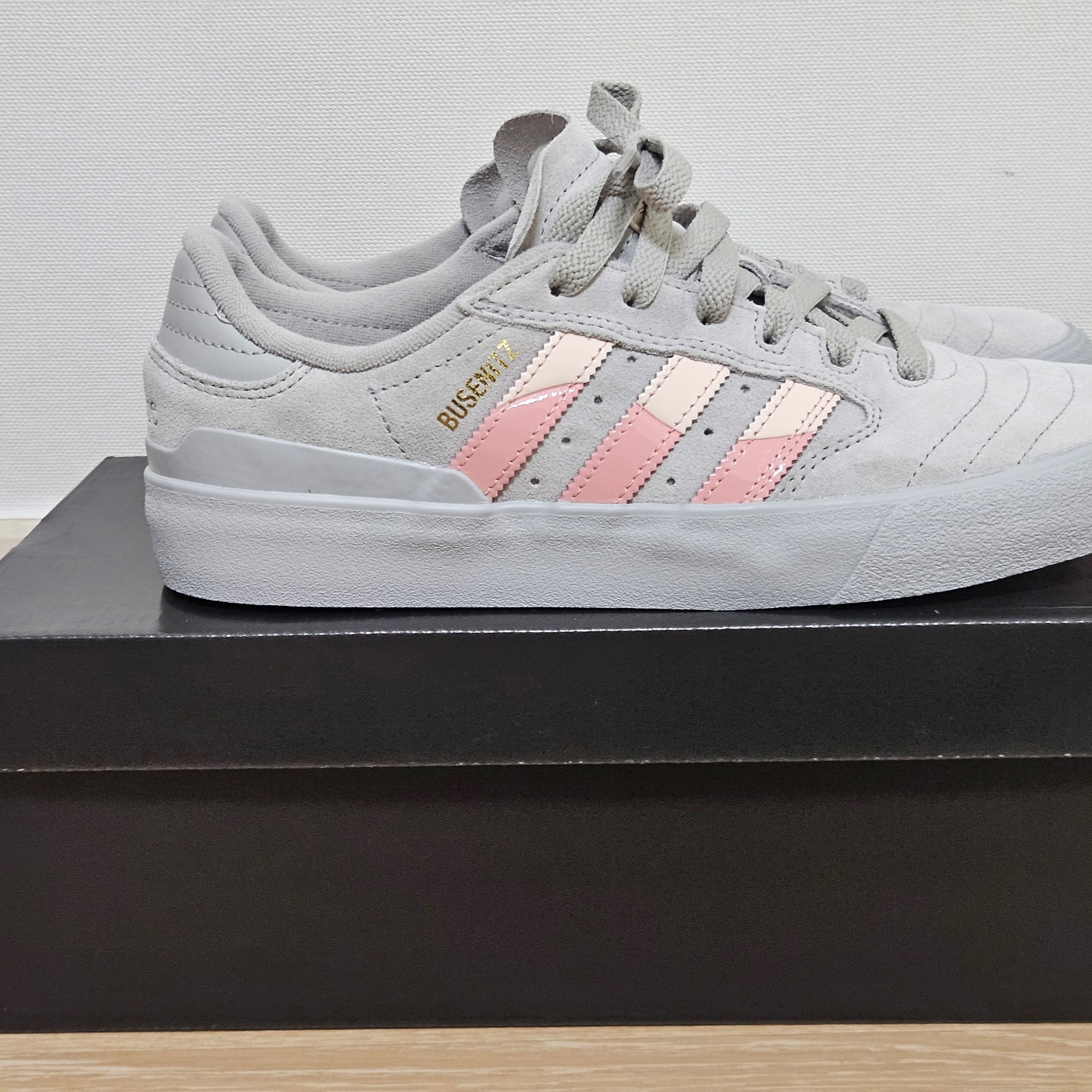Adidas x Dime Busenitz Vulc 2 Clear Granite Wonder Mauve 착용 스타일 - 5