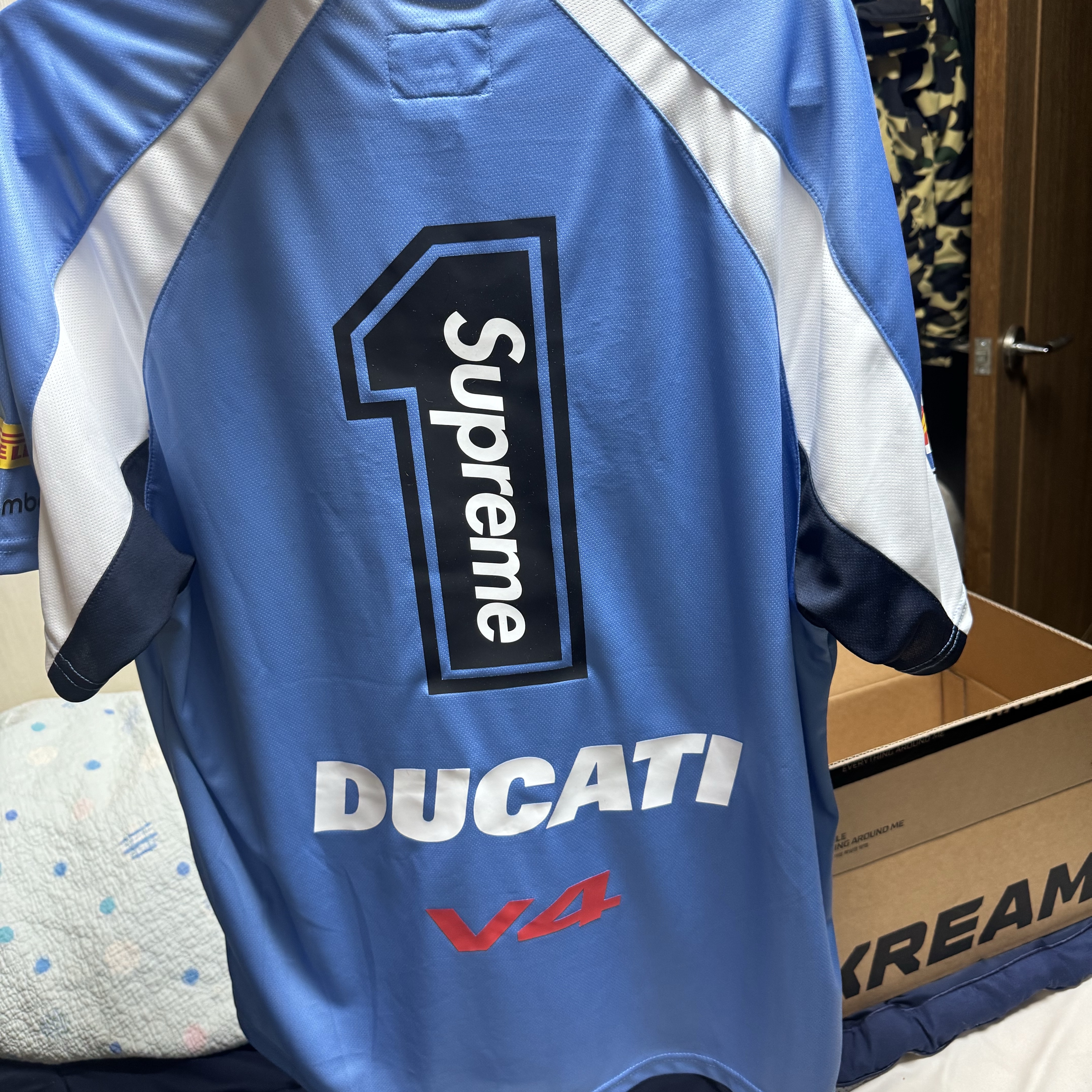 Supreme x Ducati Soccer Jersey Blue - 24SS 착용 스타일 - 2
