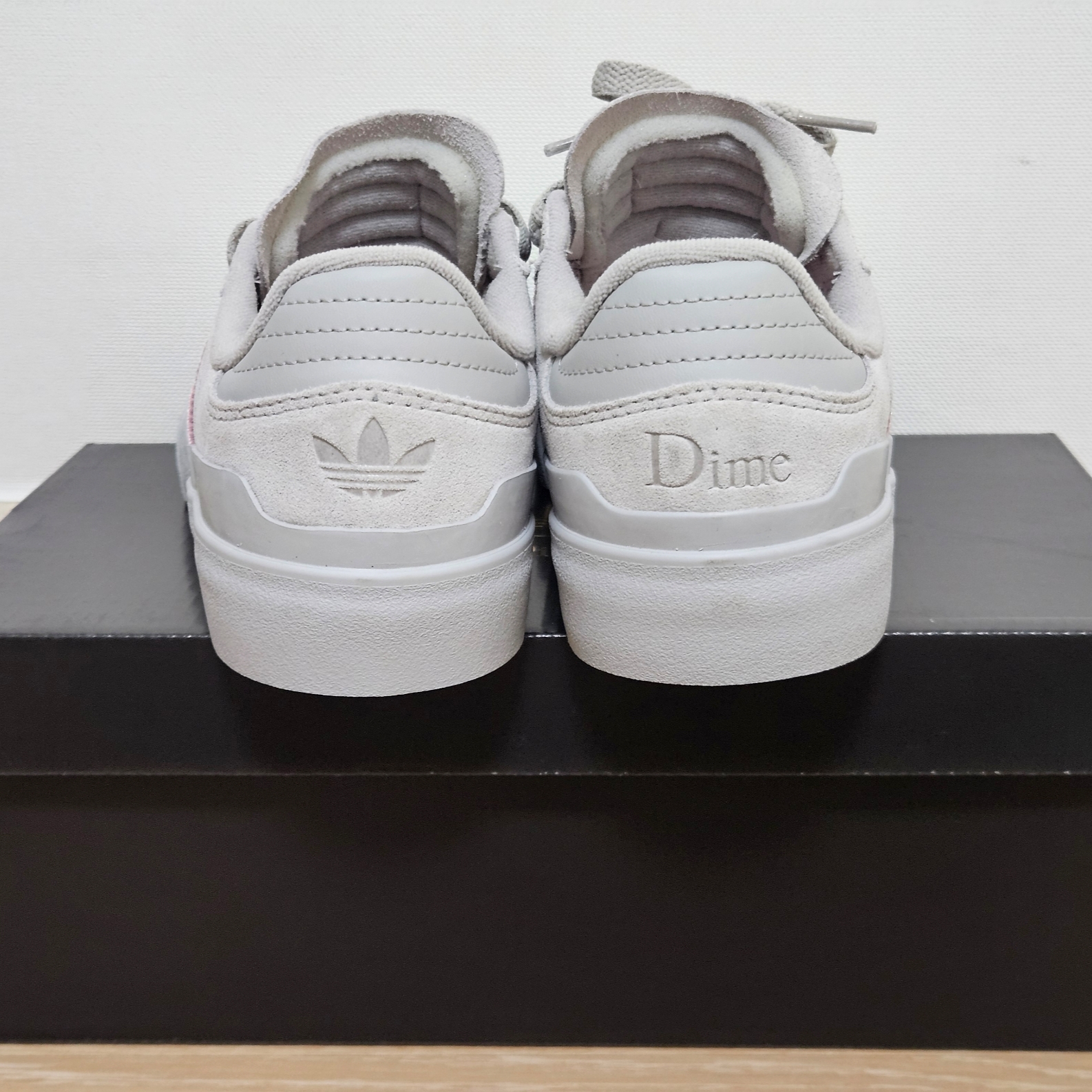 Adidas x Dime Busenitz Vulc 2 Clear Granite Wonder Mauve 착용 스타일 - 4