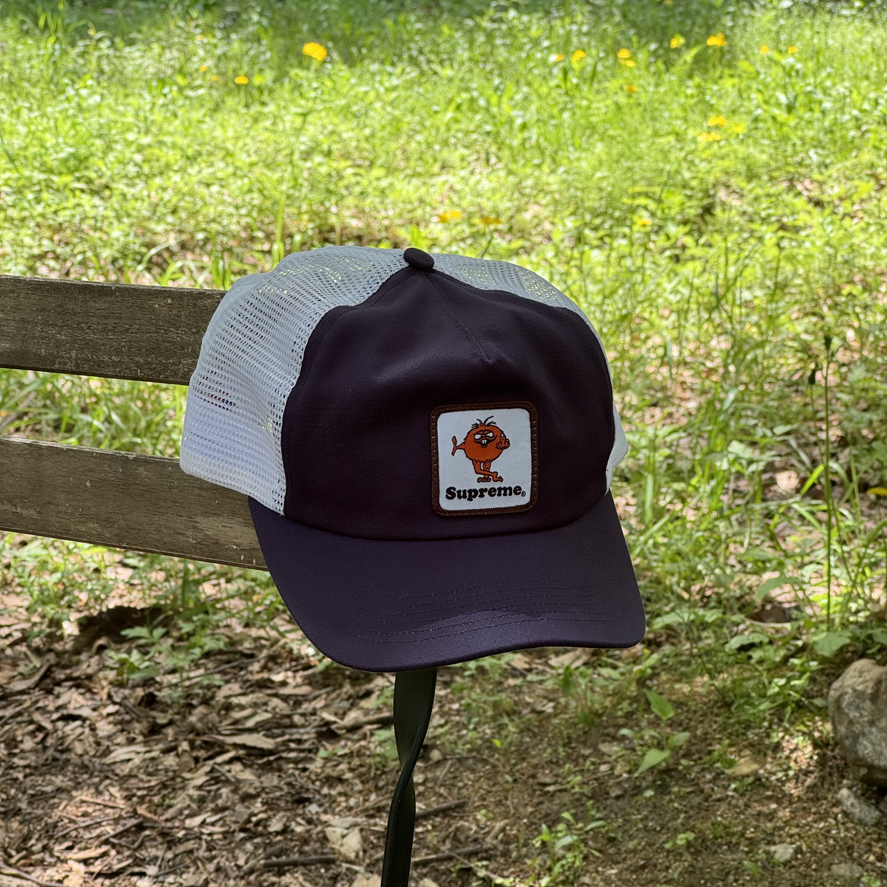 Supreme Camacho Mesh Back 5-Panel Navy - 23FW, Supreme Mitchell & Ness Doughboy Fitted 6-Panel Blue - 22FW 착용 스타일 - 3