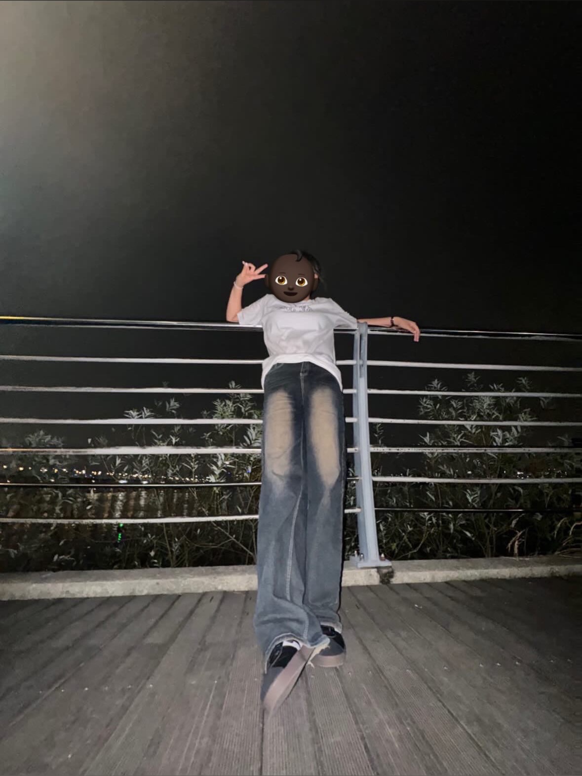 [KREAM 단독] Kims Fruits Seoul Baby, Adidas VL Court Base Core Black Cloud White 착용 스타일 - 2