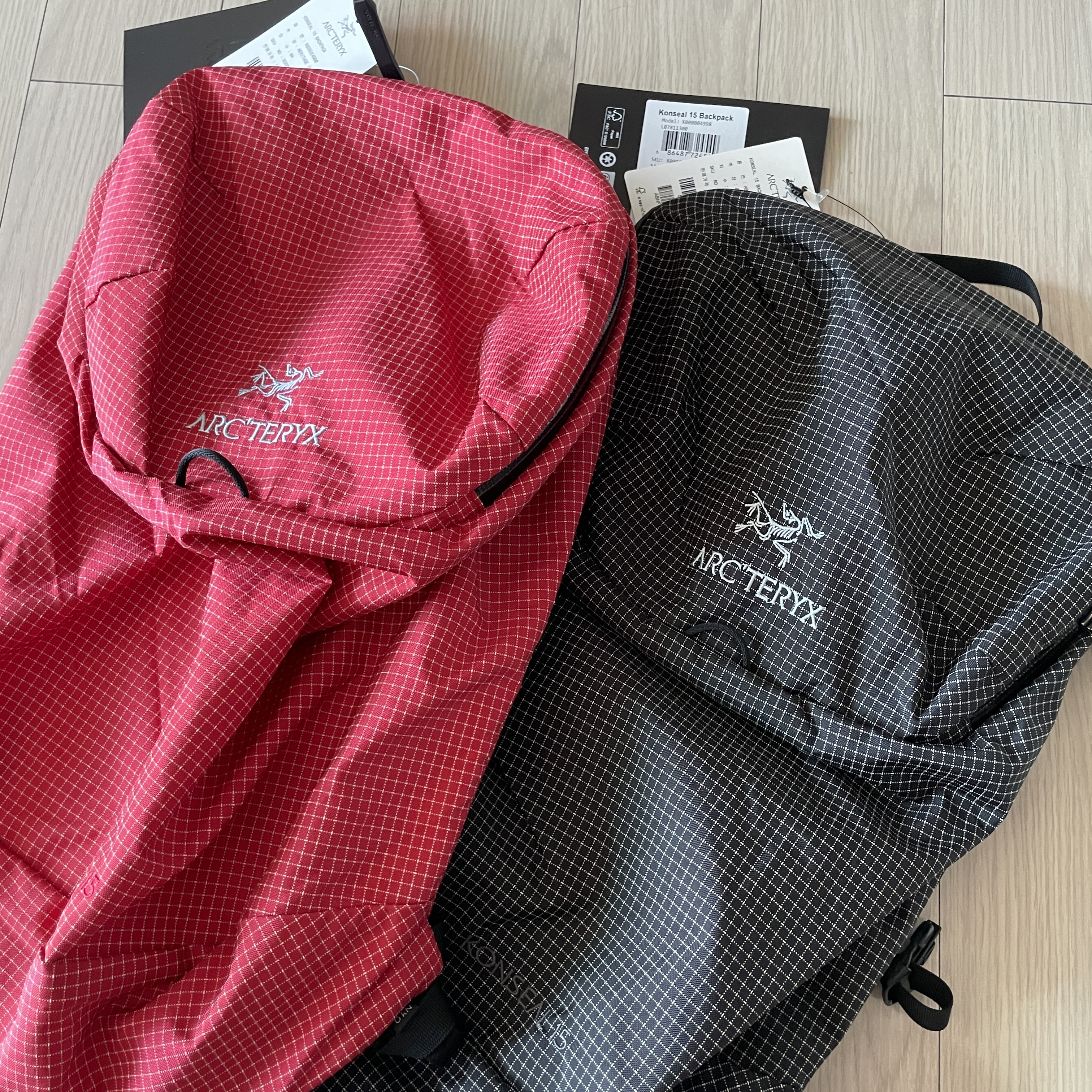 Arc'teryx Konseal 15 Backpack Black, Arc'teryx Konseal 15 Backpack Heritage 착용 스타일 - 2