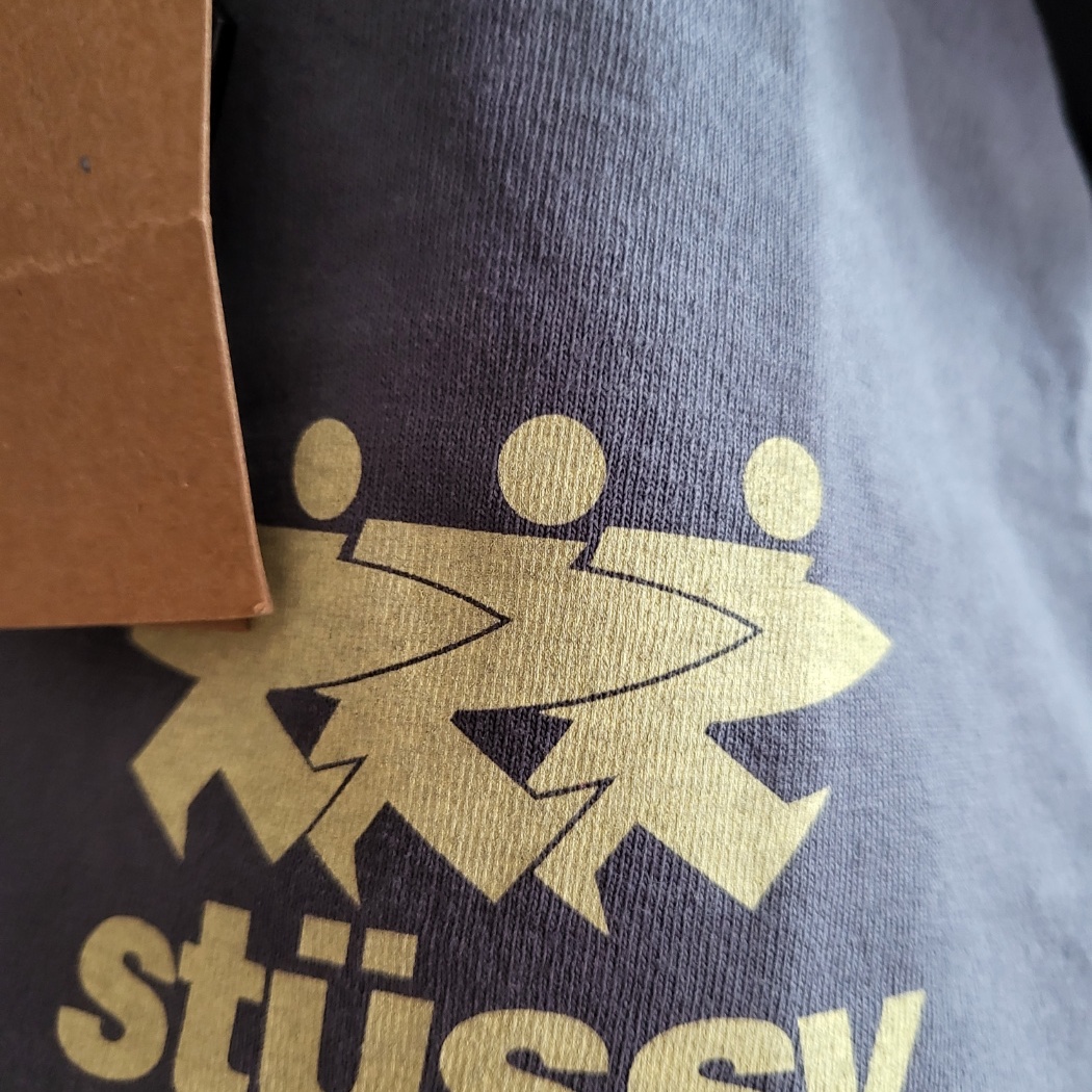Stussy Surfwalk Pigment Dyed T-Shirt Indigo 착용 스타일