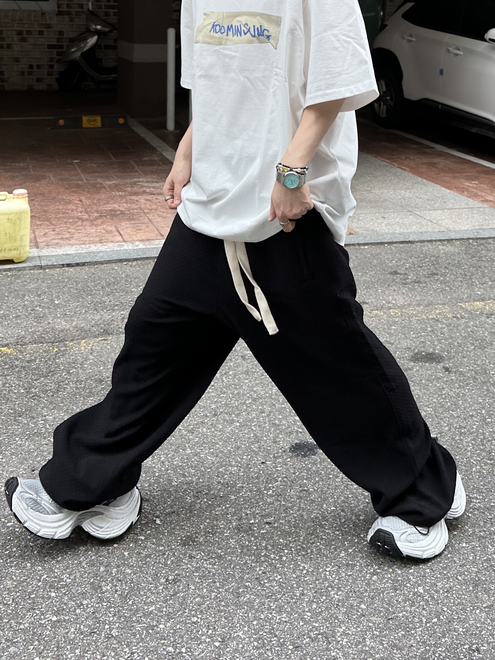 Nonnod Capri Pajama Pants Jacquard Black, Casio MTP-B145D-2A1V 착용 스타일 - 5