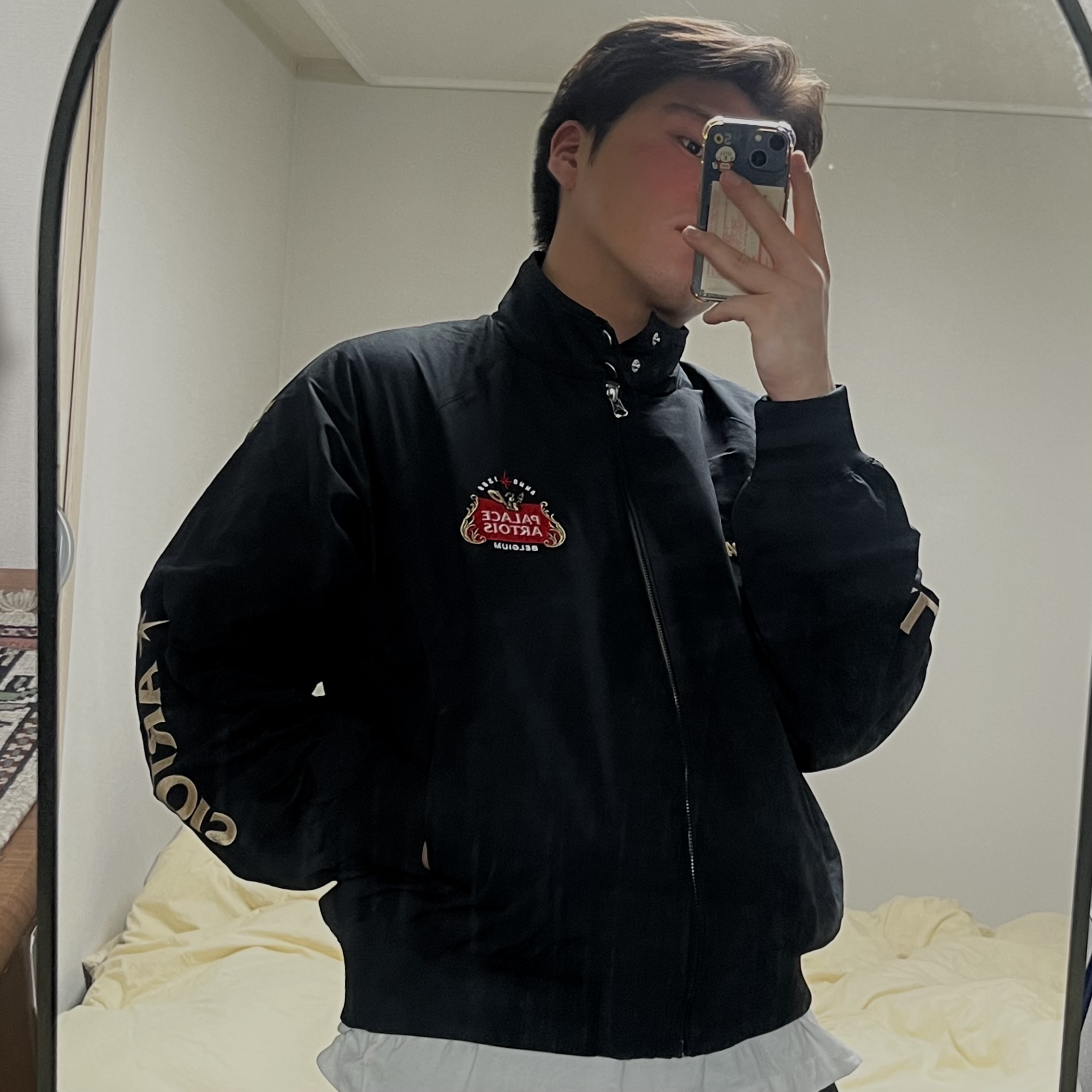 Palace x Stella Artois Match Jacket Black - 24SS 착용 스타일 - 1