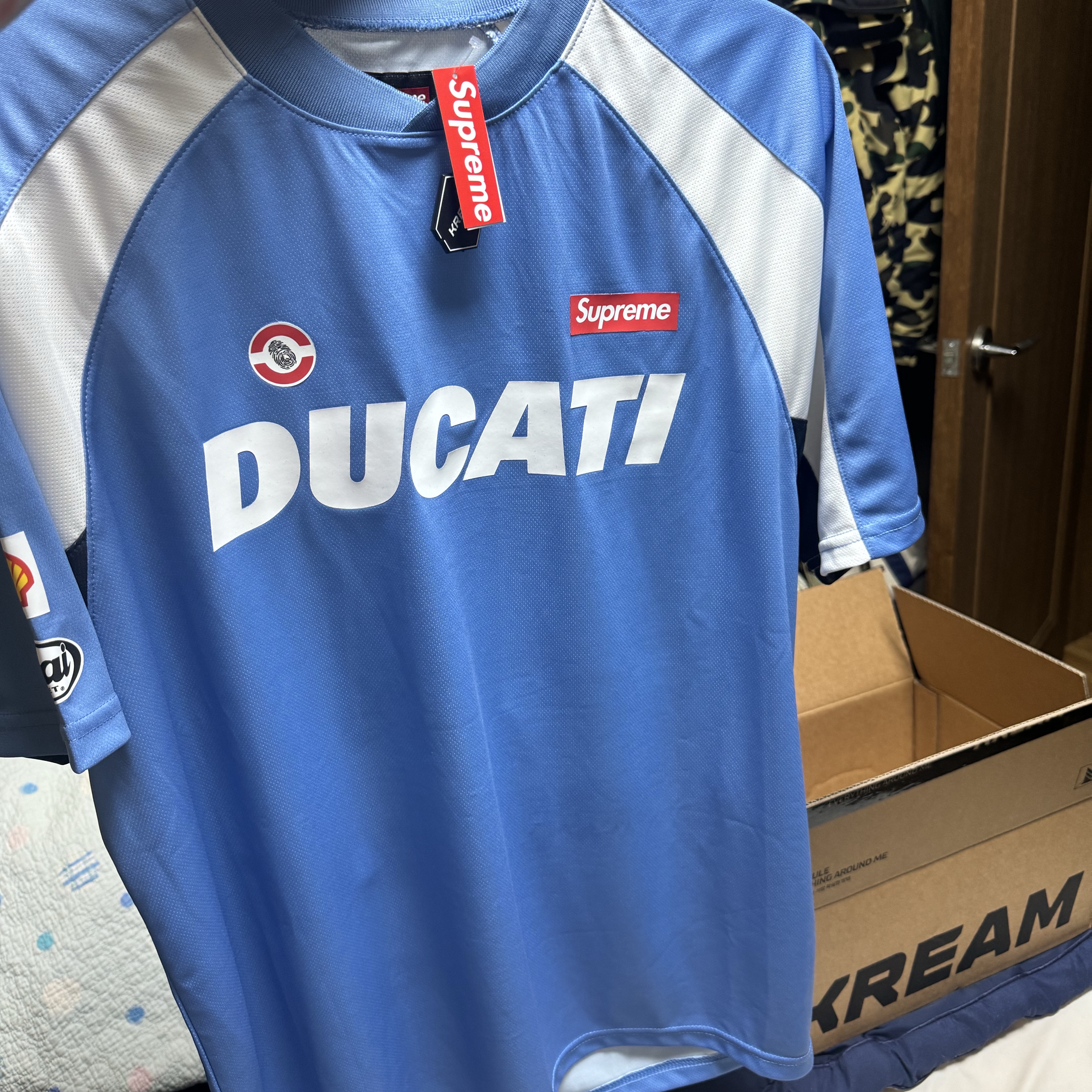 Supreme x Ducati Soccer Jersey Blue - 24SS 착용 스타일 - 1