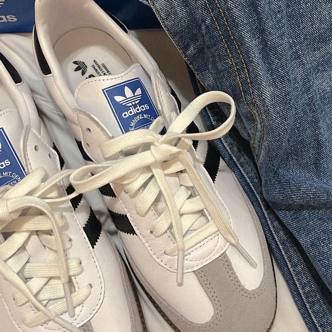Adidas Samba OG Cloud White 착용 스타일