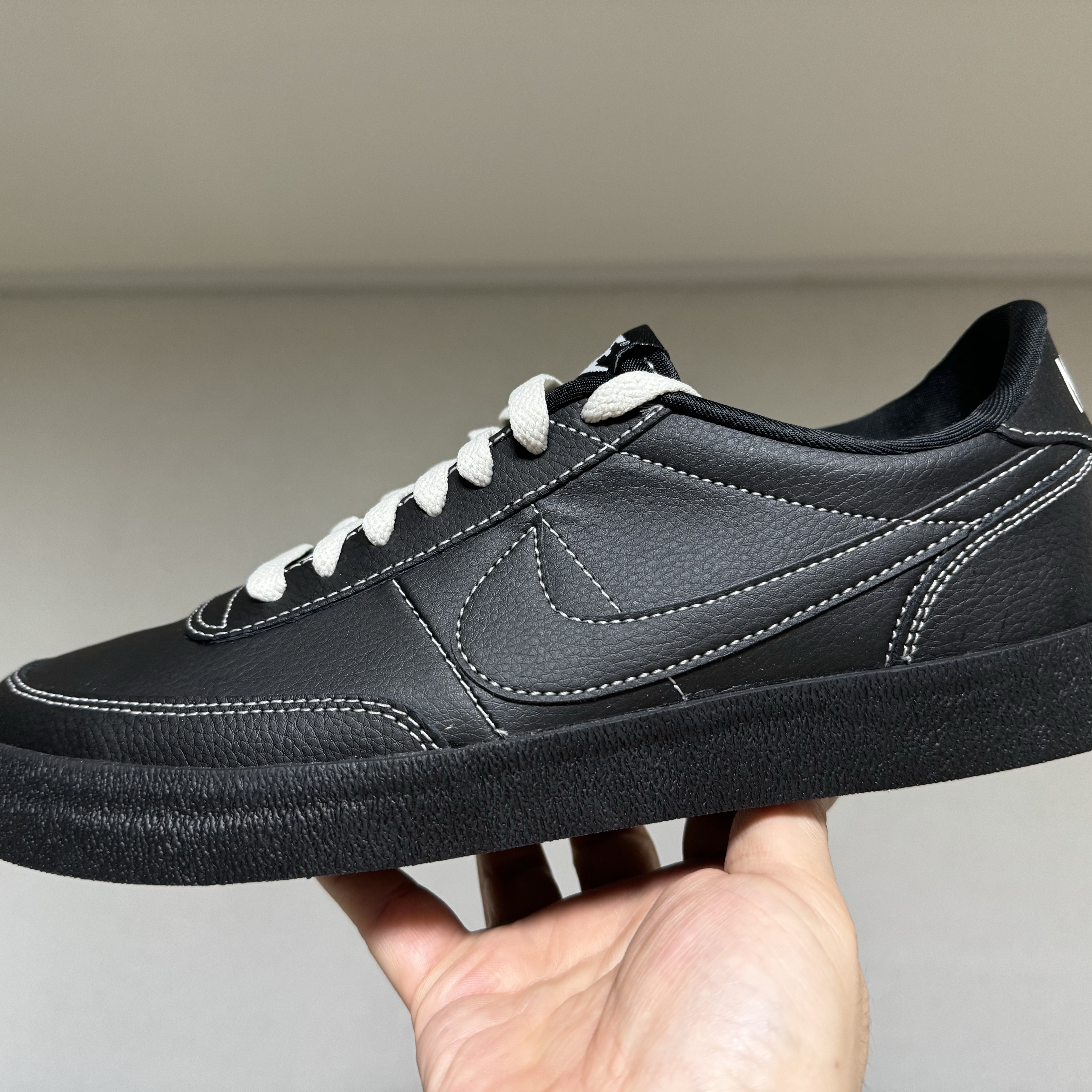 Nike Killshot 2 Black Phantom 착용 스타일 - 5