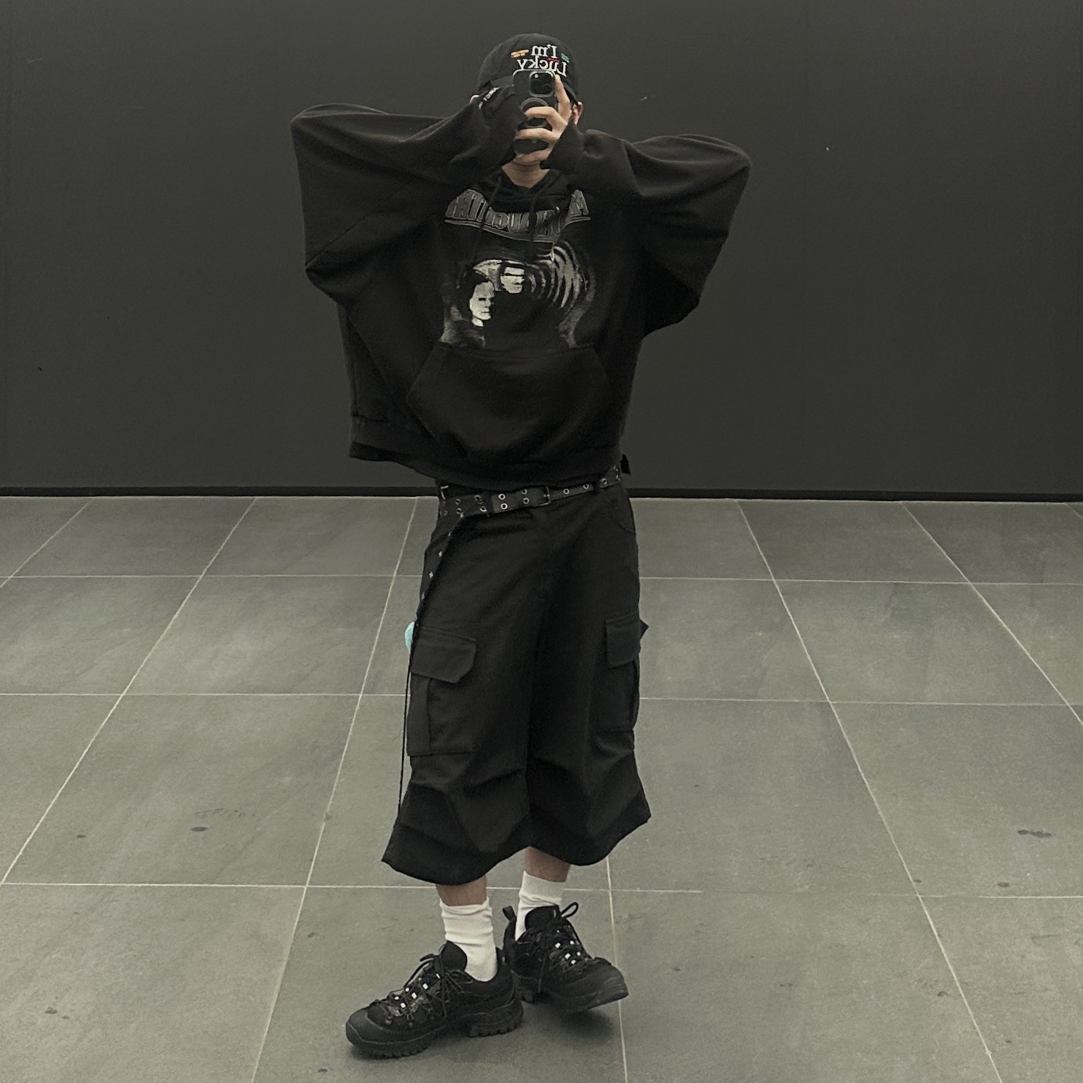 Project G/R Mind Slaughter Vintage Washeed Hoodie Black, LOSTGARDEN x Kolon Sport Ton Black 착용 스타일