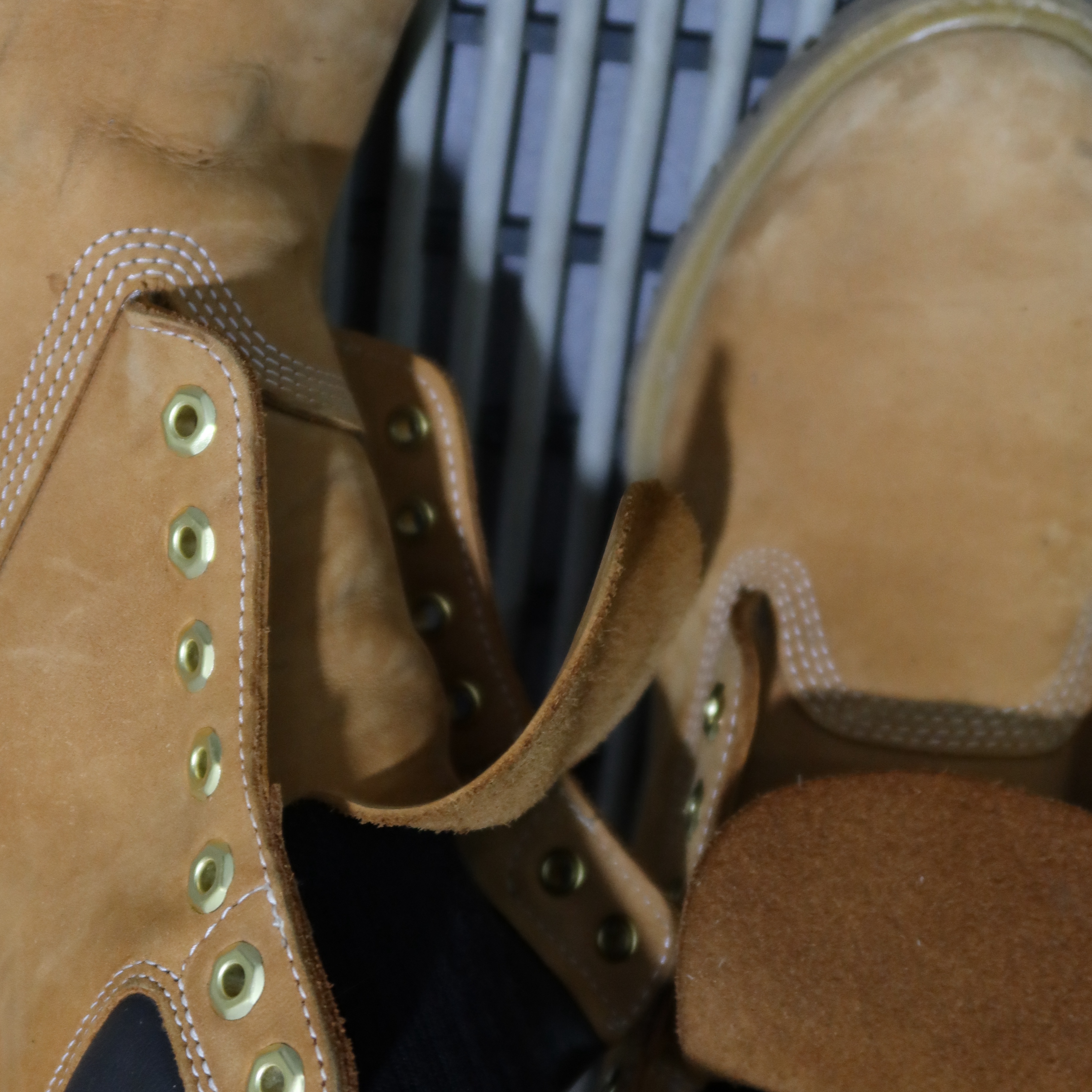 Timberland Premium 6 inch Waterproof Boot Wheat Nubuck - Wide, Gentle Monster x Maison Margiela MM111 Brown Translucent Clear 착용 스타일 - 4
